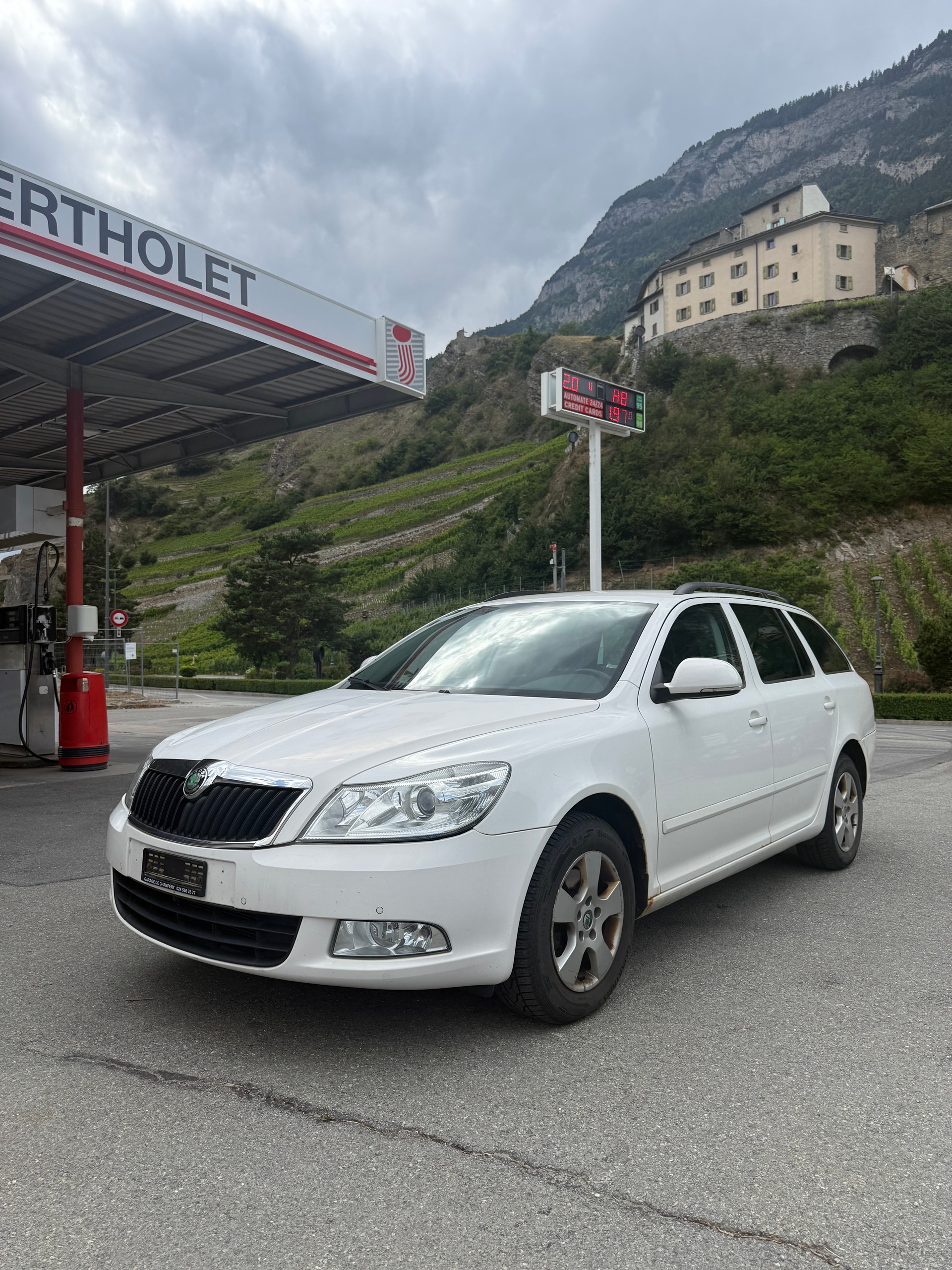 SKODA Octavia Combi 2.0 TDI Adventure 4x4 DSG