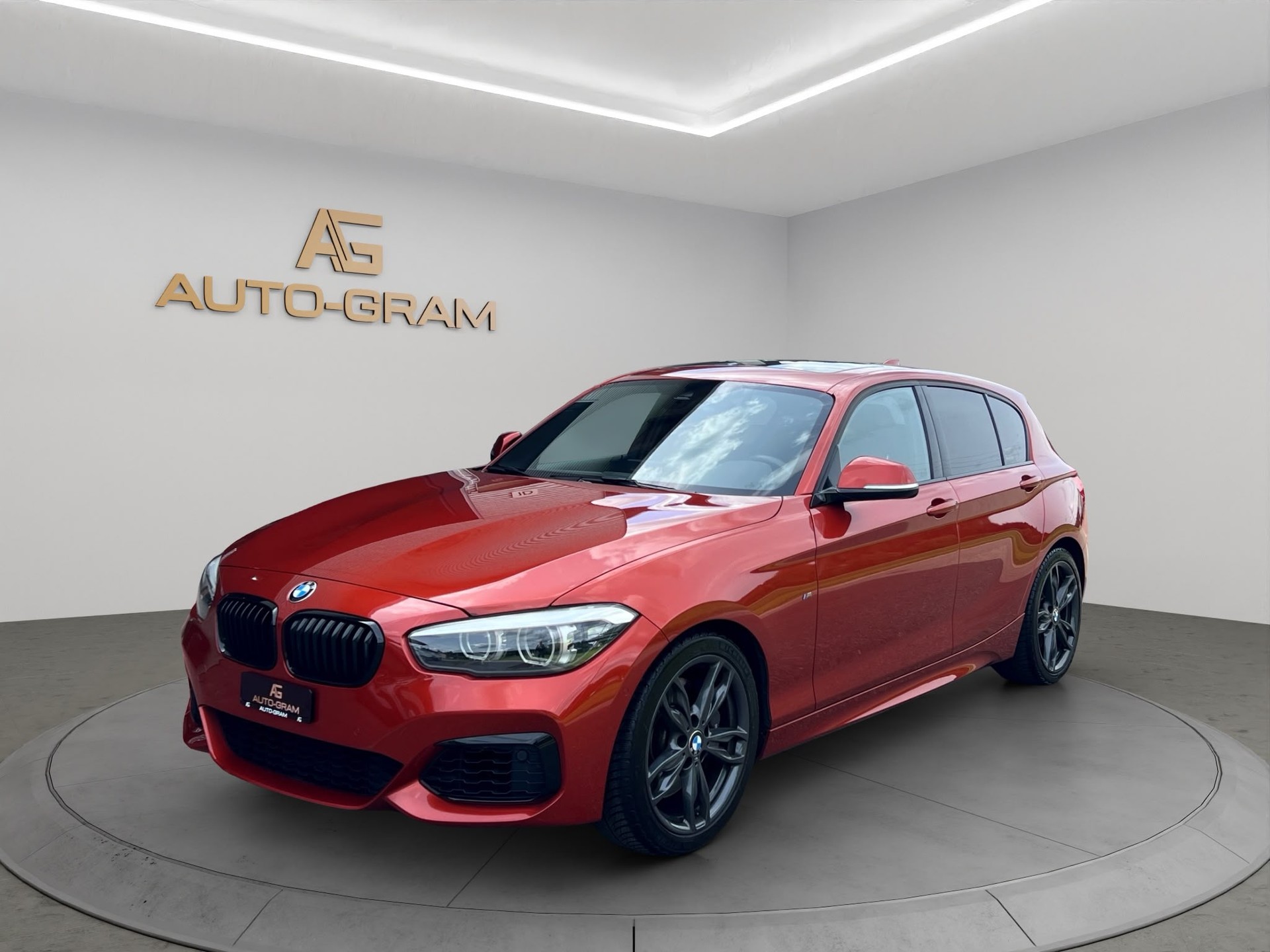 BMW M140i xDrive Steptronic
