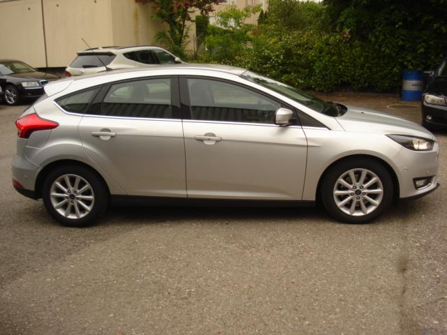 FORD Focus 1.5i EcoB SCTi 150 Titanium X-showroom-element-3