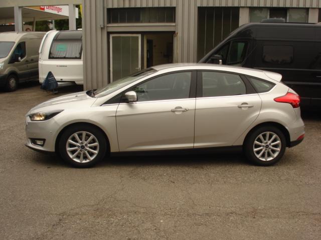 FORD Focus 1.5i EcoB SCTi 150 Titanium X-showroom-element-2