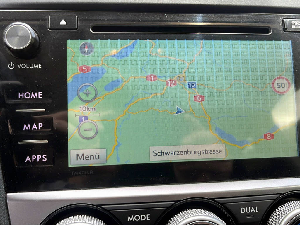 SUBARU XV 2.0i Swiss Three-image-12
