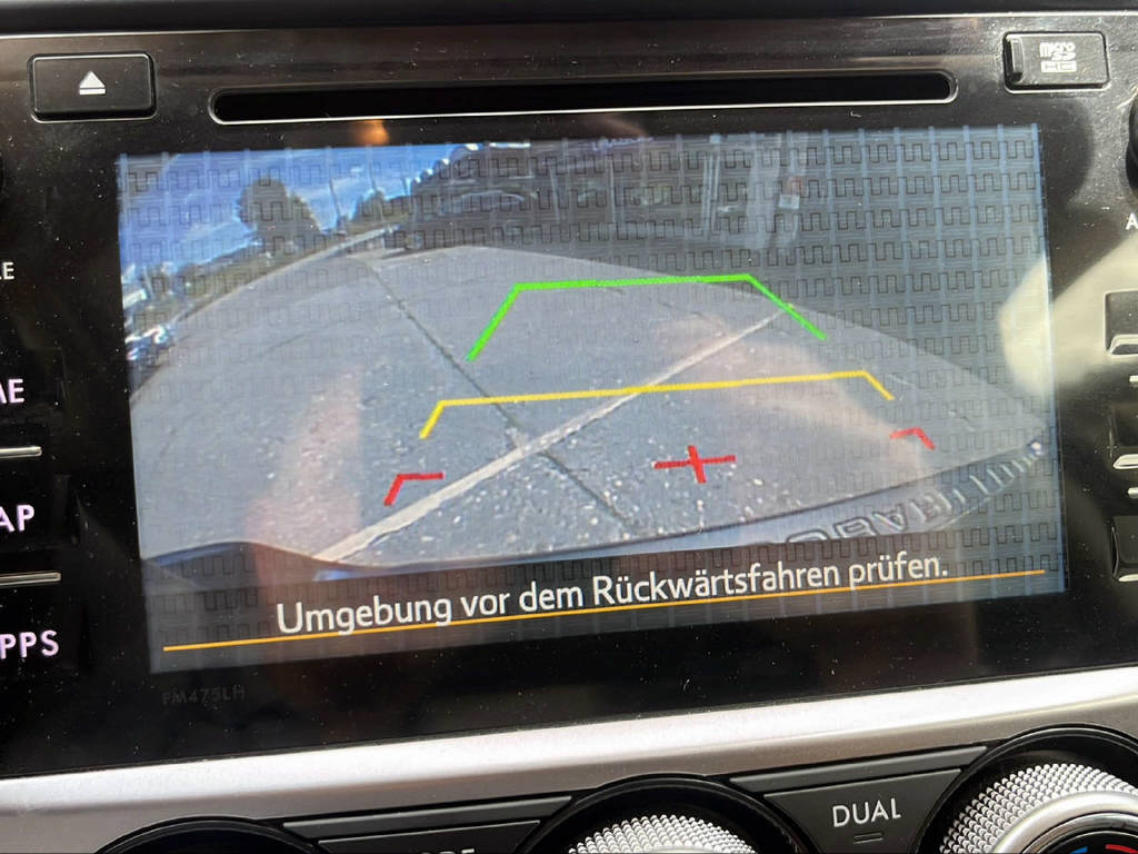 SUBARU XV 2.0i Swiss Three-image-13