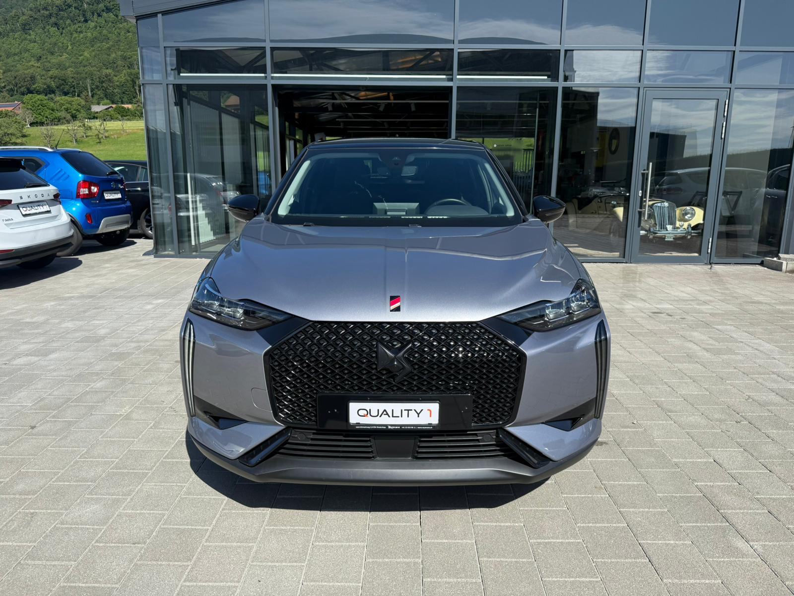 DS AUTOMOBILES DS 3 1.2 PureTech Ligne Noire EAT8-showroom-element-2