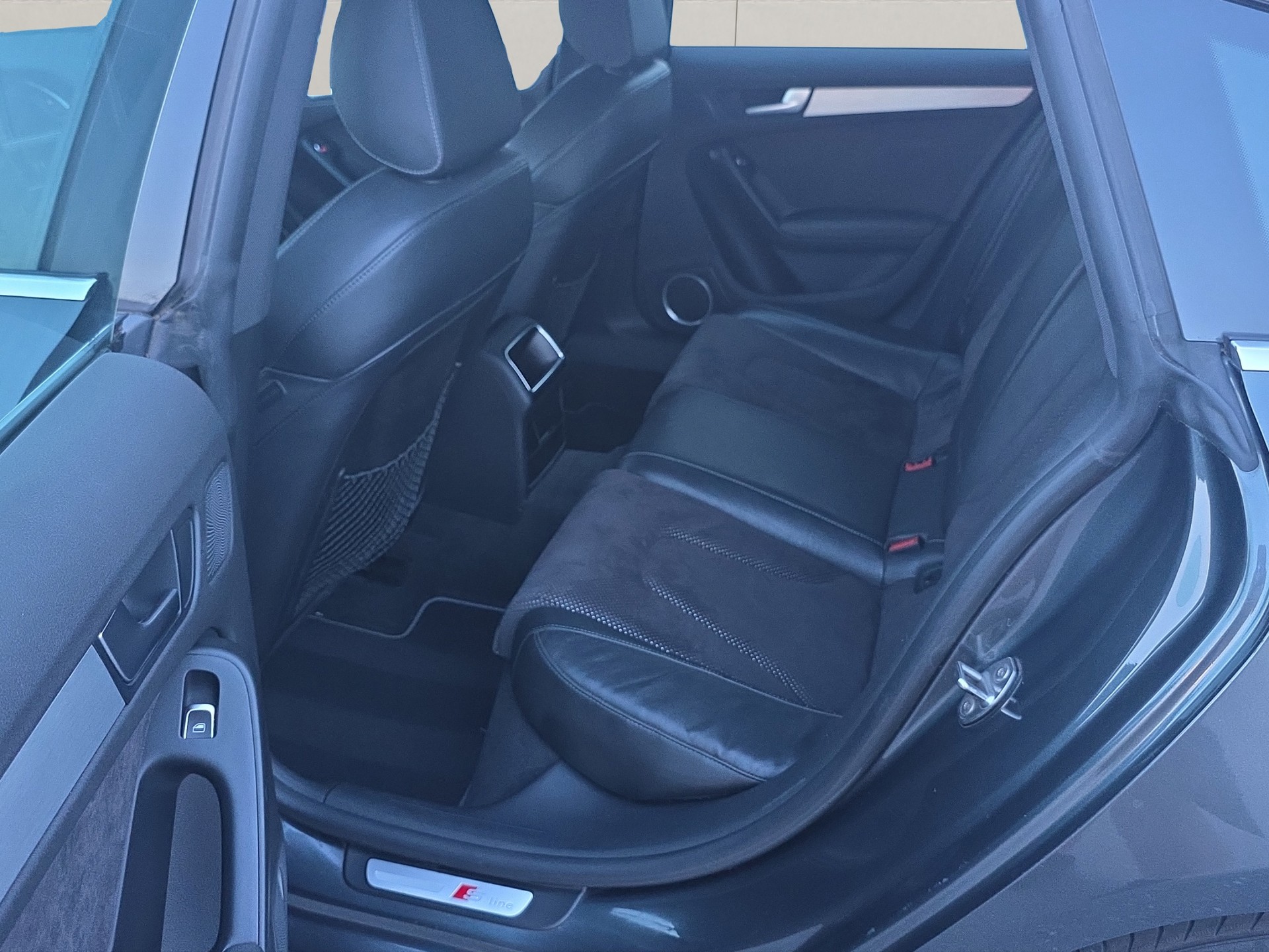 AUDI A5 Sportback 3.0 TDI S-Line-image-9