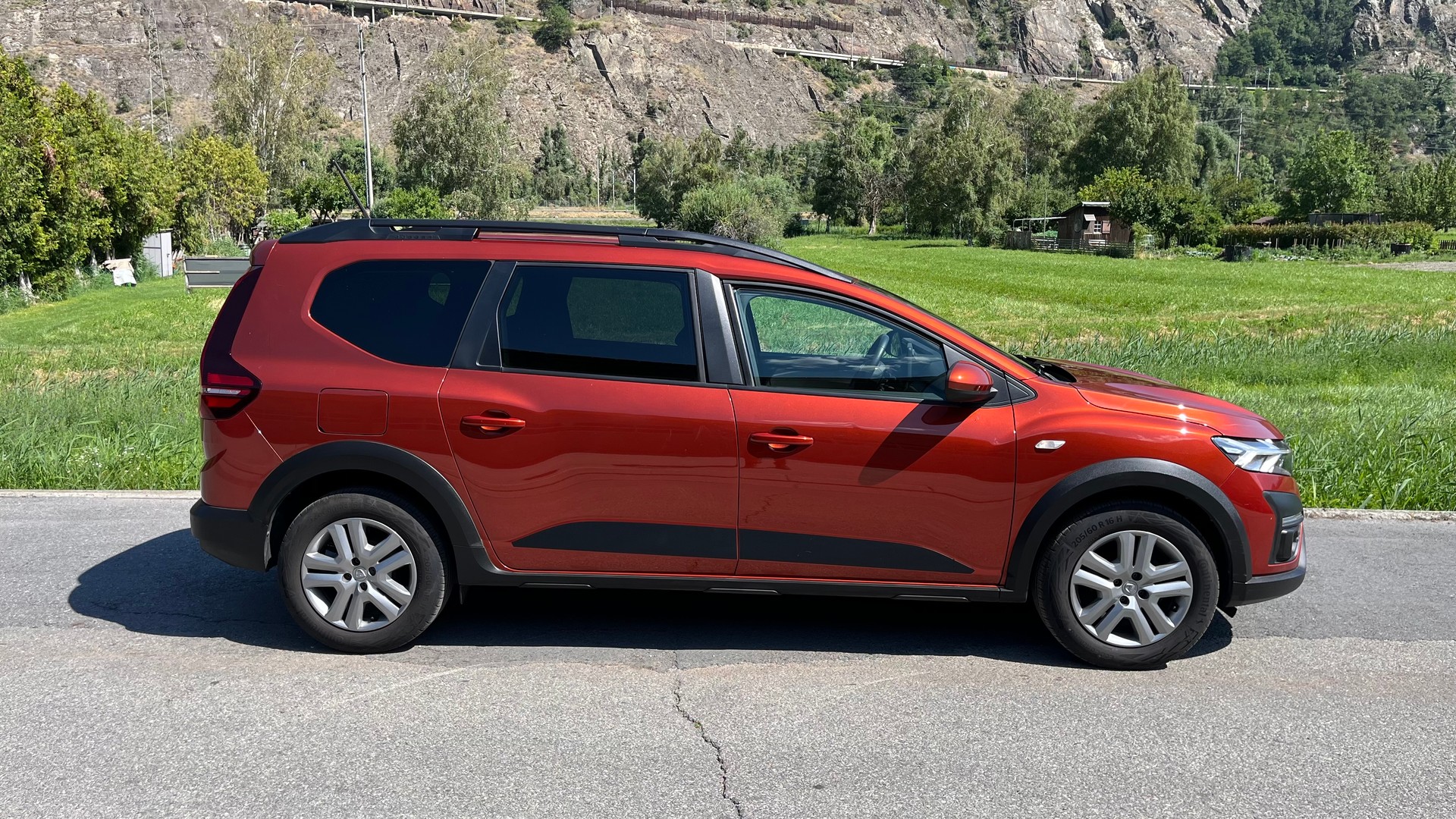 DACIA Jogger TCe 110 Comfort-image-5
