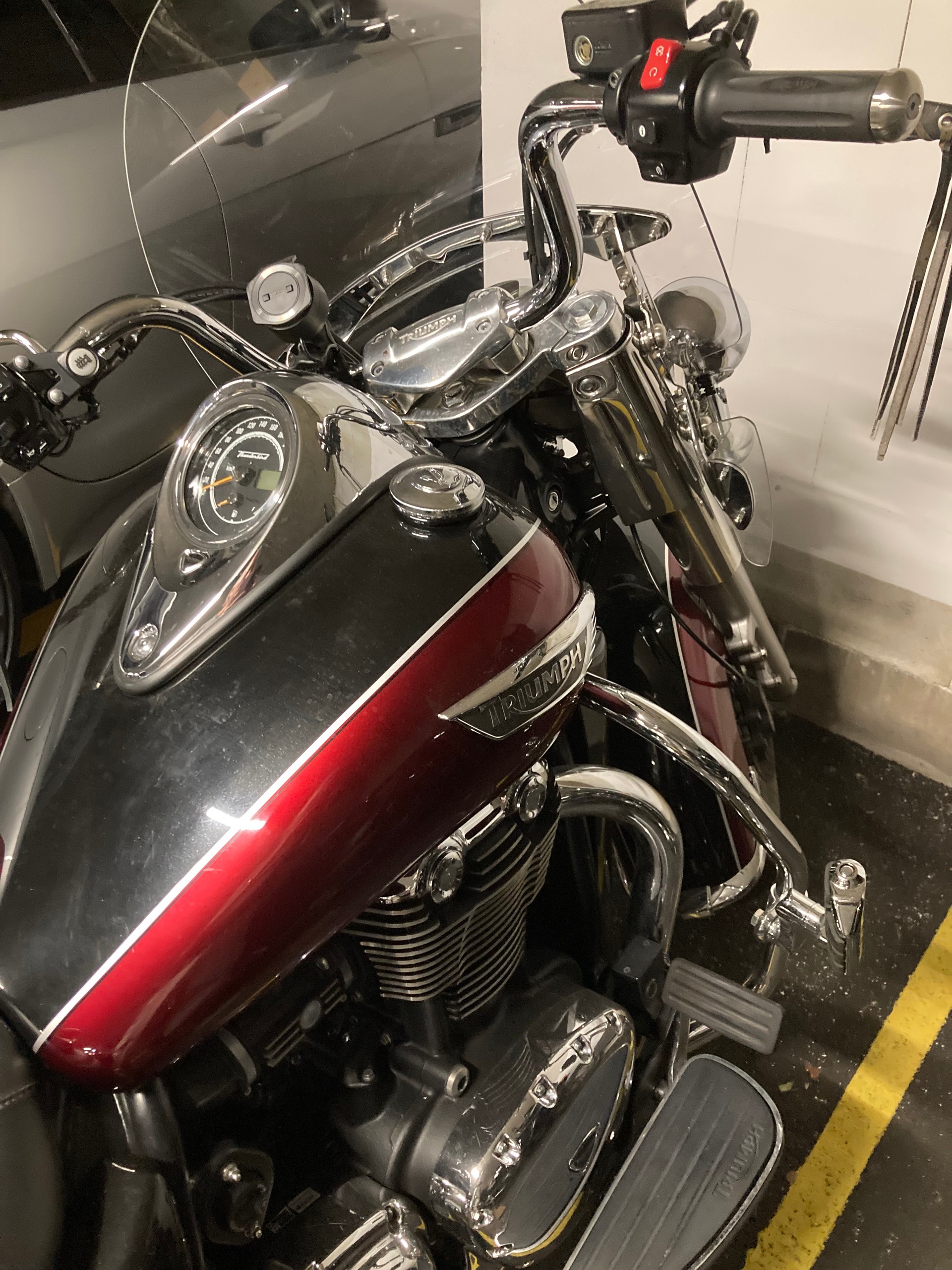 TRIUMPH Thunderbird LT ABS-image-1