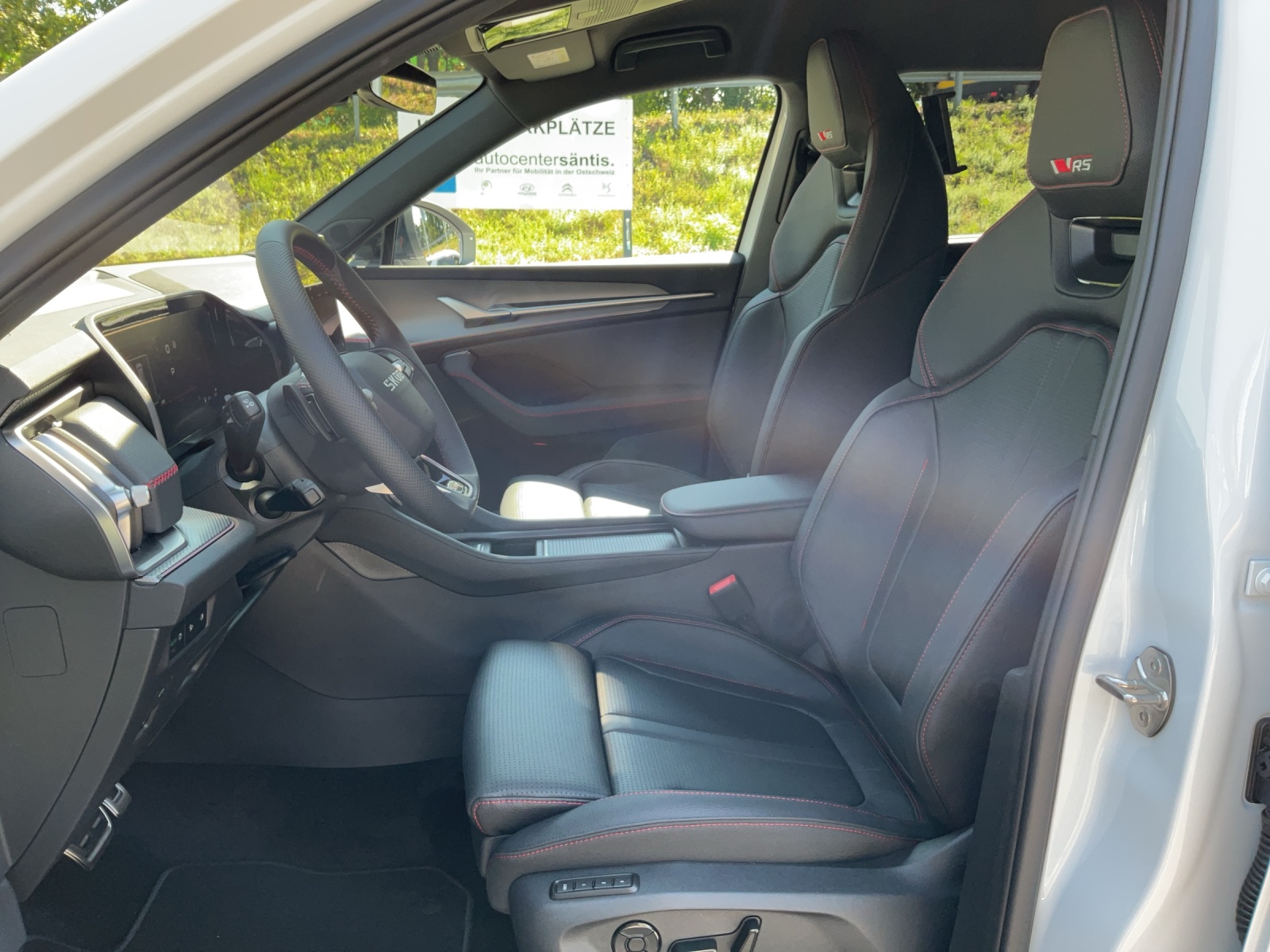 SKODA Kodiaq 2.0 TSI RS 4x4-image-5