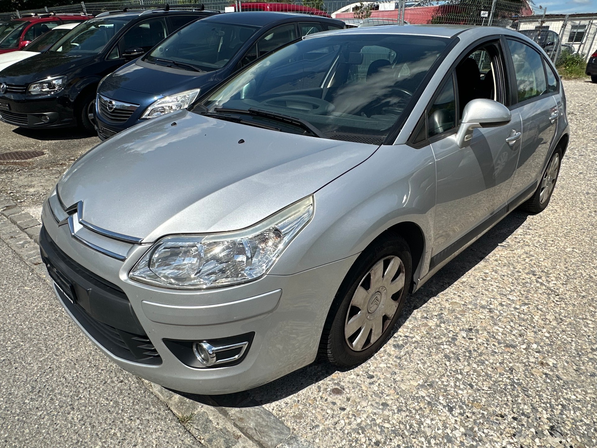 CITROEN C4 Berline 1.6i 16V VTR (Pack)-image-6