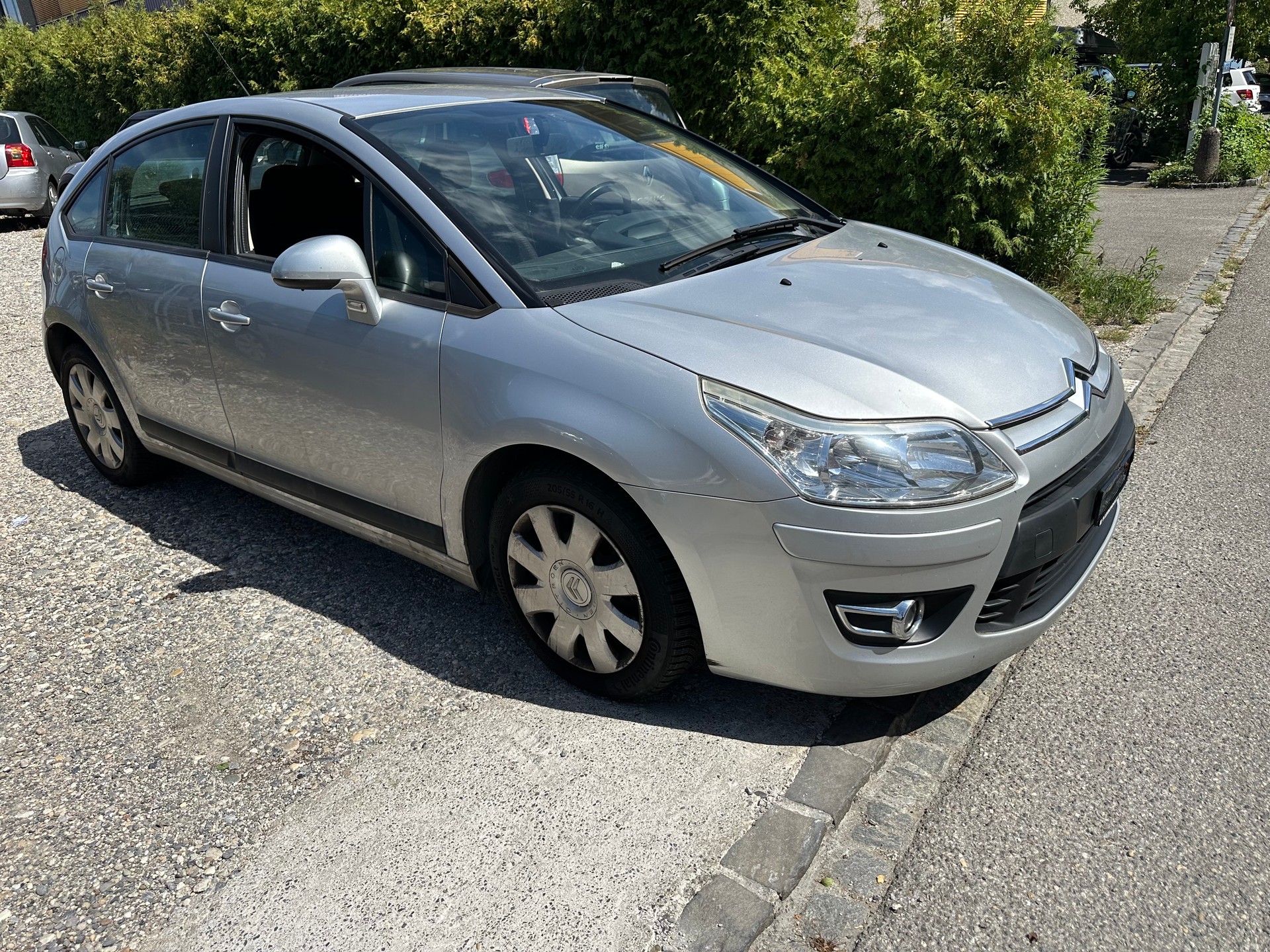 CITROEN C4 Berline 1.6i 16V VTR (Pack)-image-1