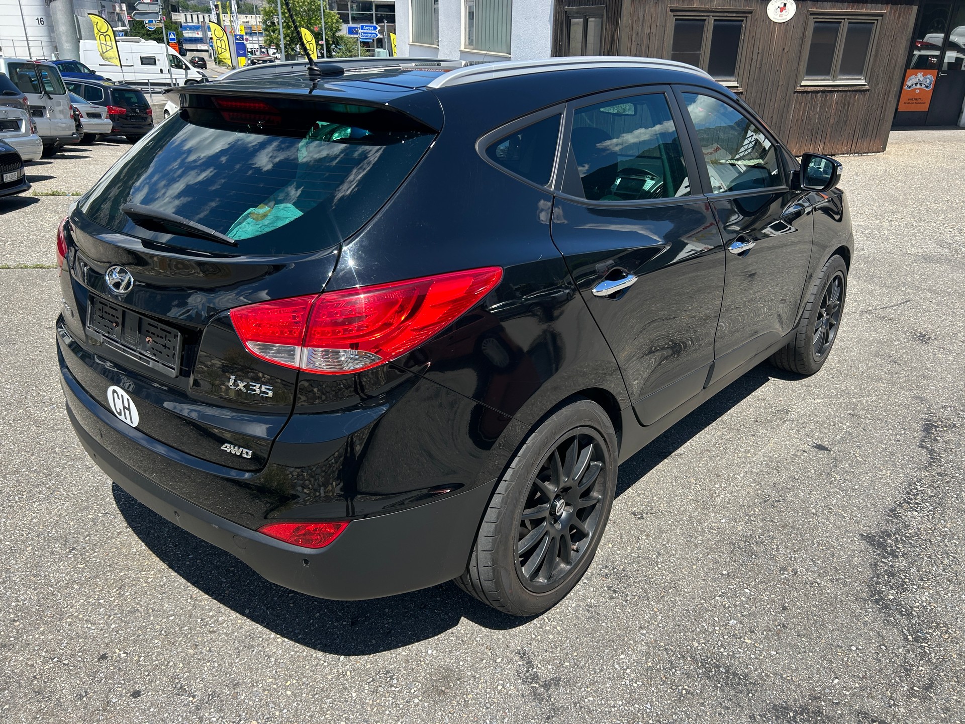 HYUNDAI iX 35 2.0 Premium 4WD-image-5