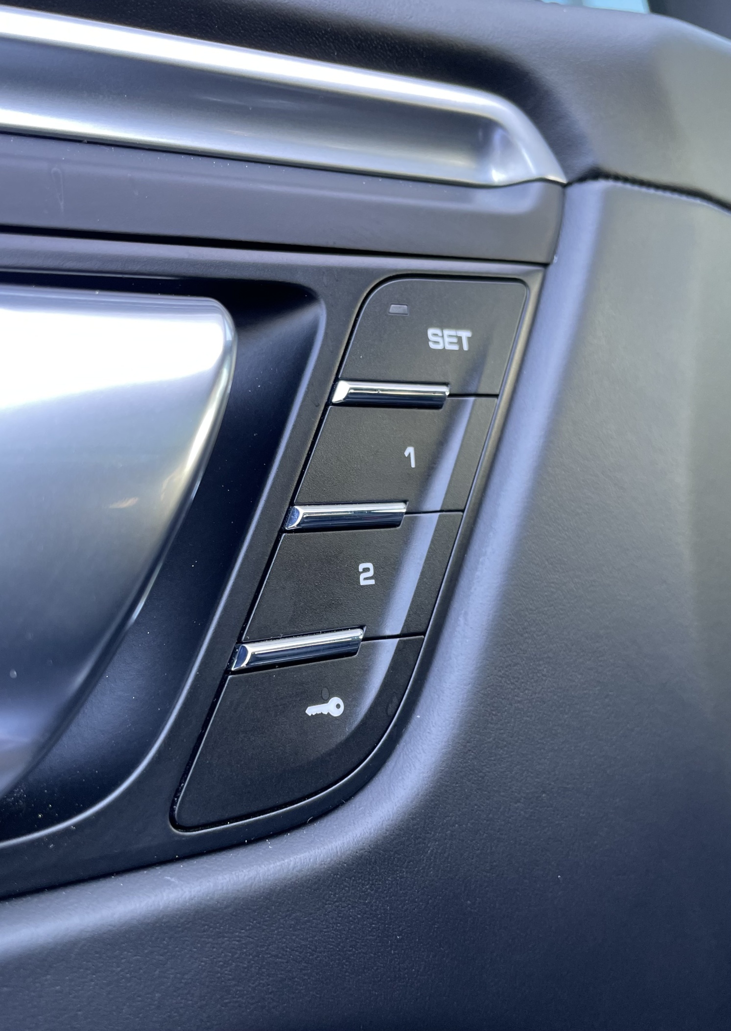 PORSCHE Macan PDK-image-8
