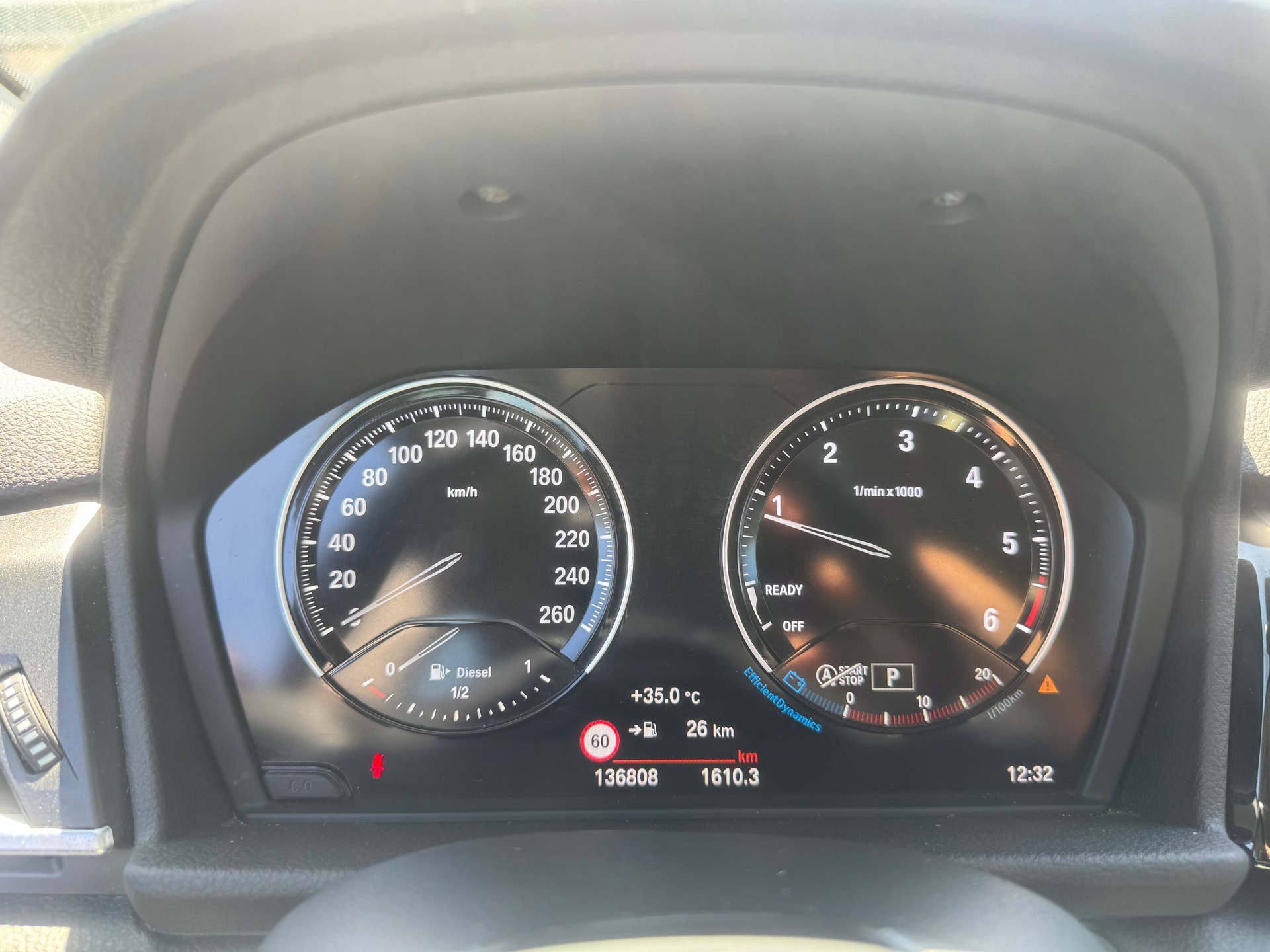 BMW 218d xDrive Active Tourer Steptronic-image-17