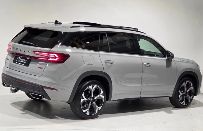 SKODA Kodiaq 2.0 TSI RS 4x4 7-Plätzer-image-28