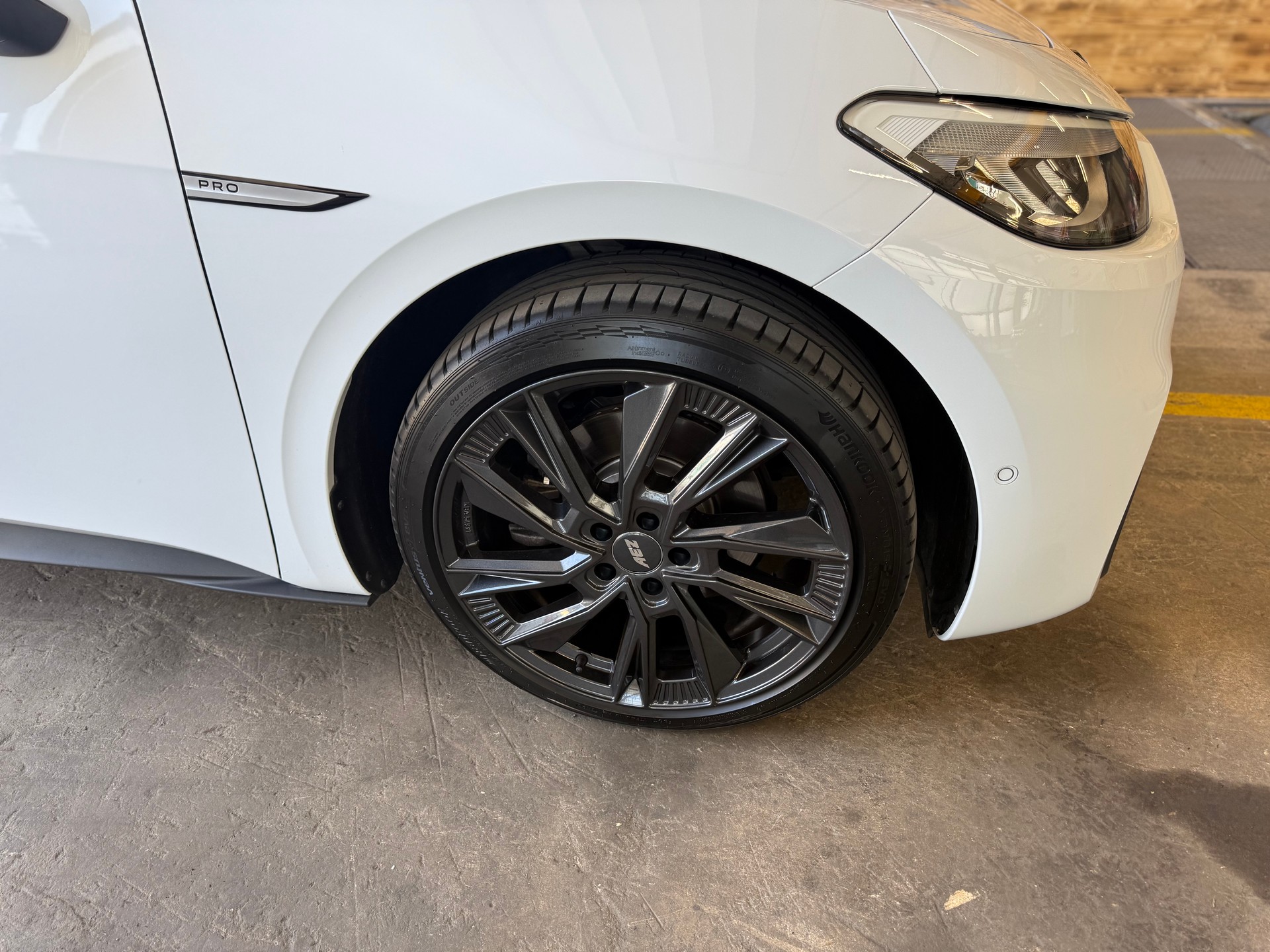 VW Pro Performance Life+-image-5