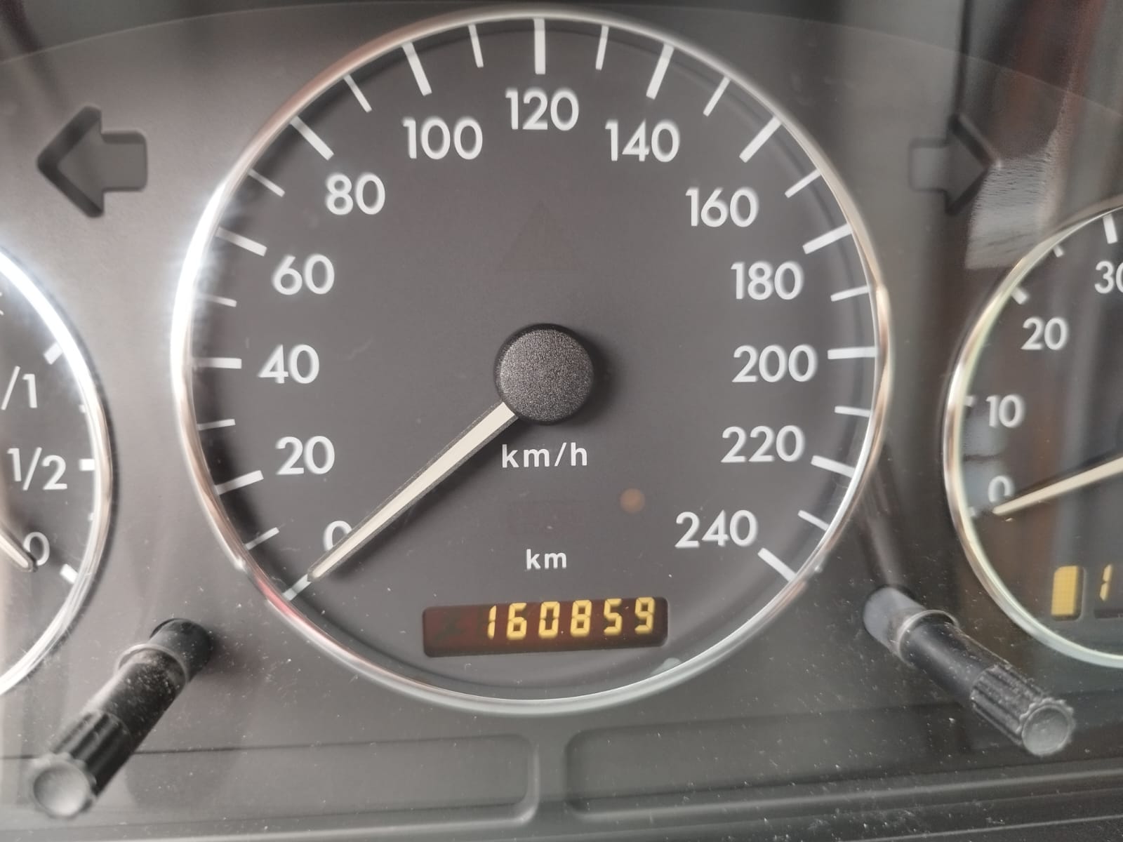 MERCEDES-BENZ ML 350 Automatic-image-12