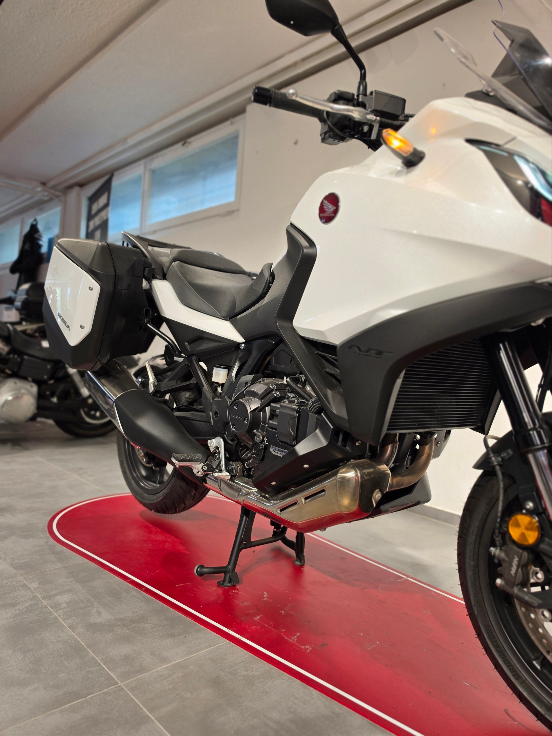 HONDA NT 1100 DCT-image-3