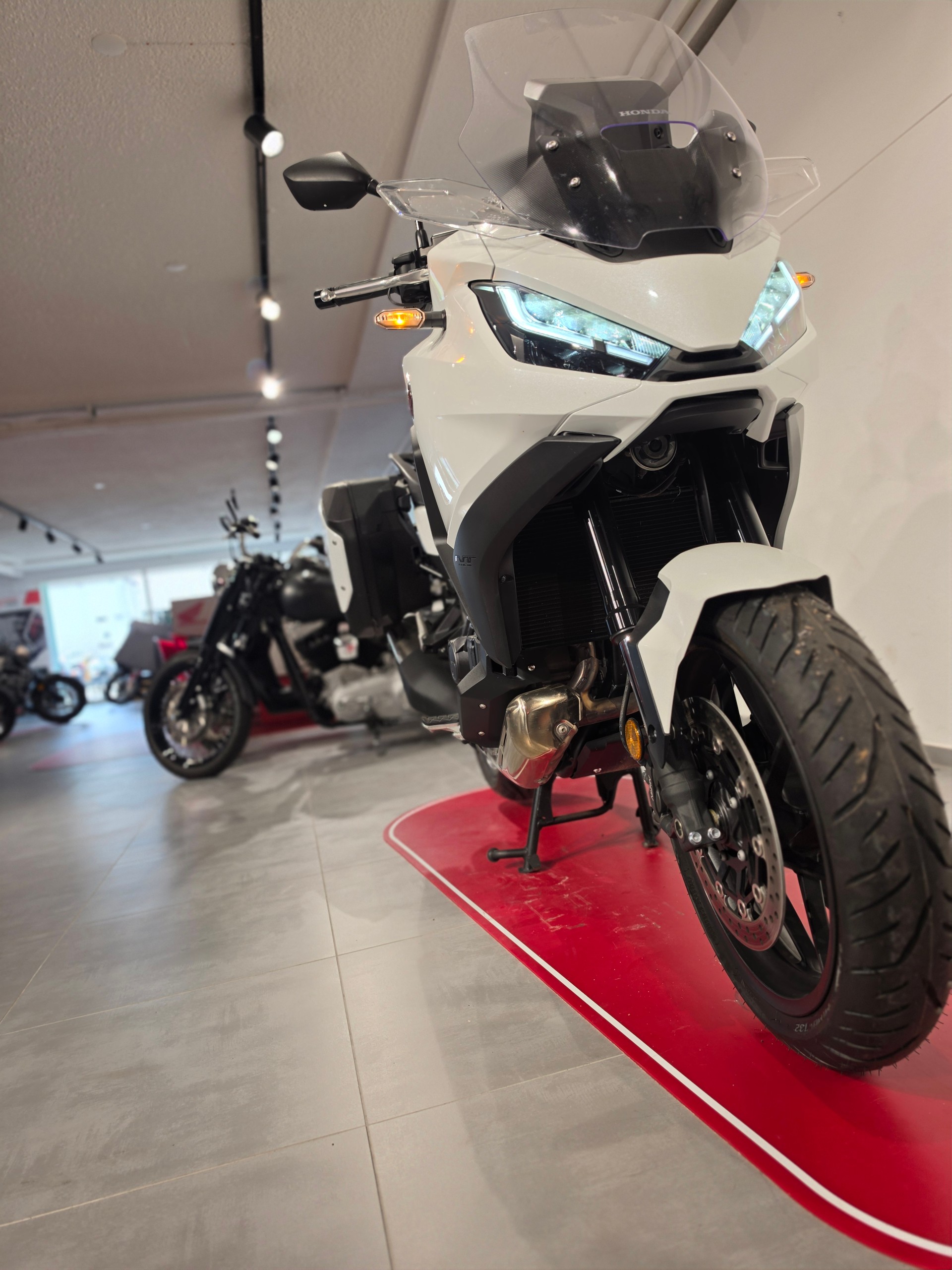HONDA NT 1100 DCT-image-2