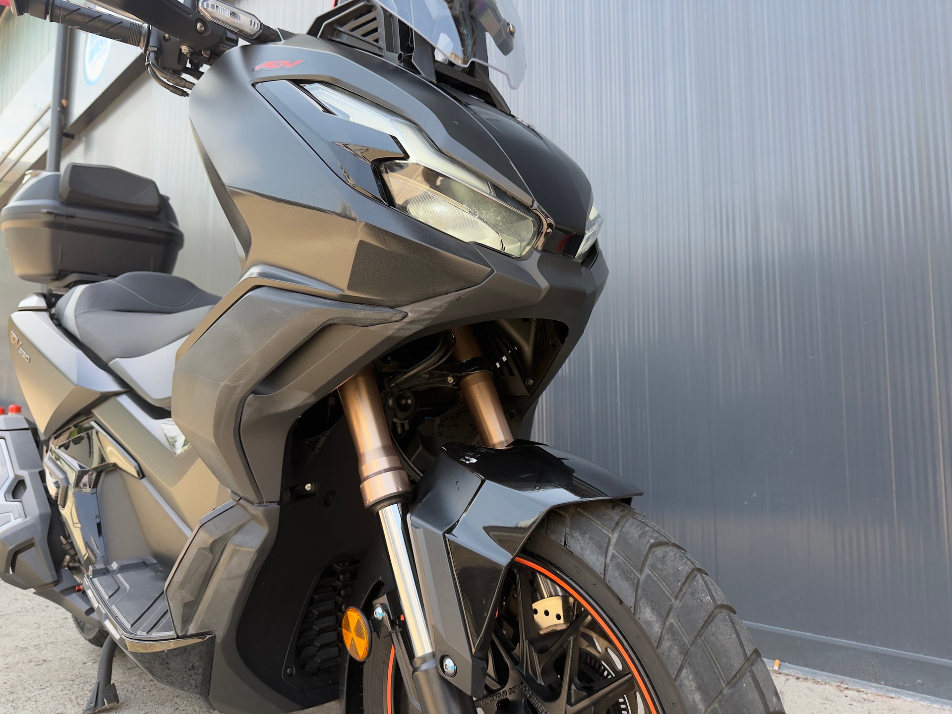HONDA ADV 350-image-9