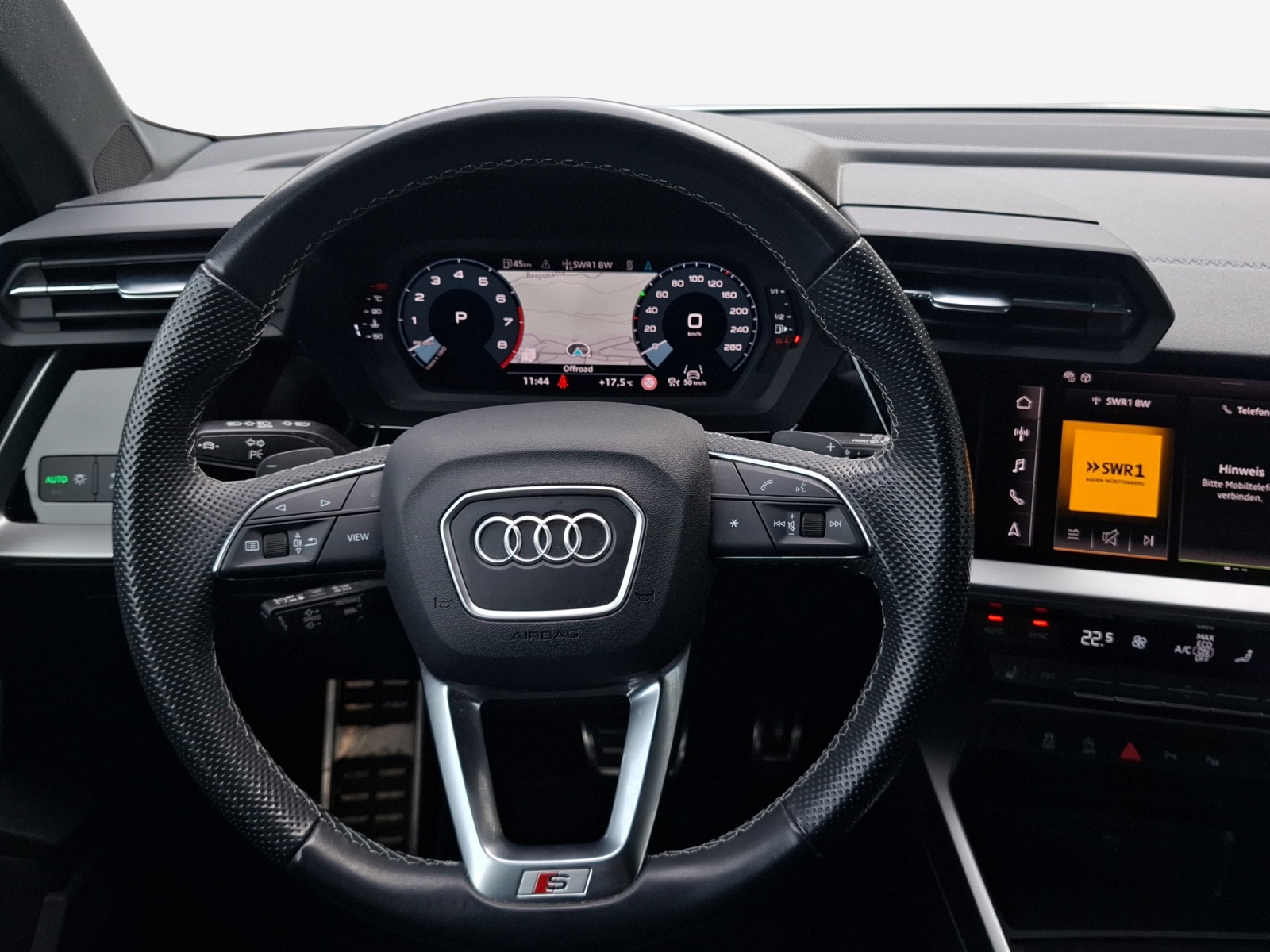 AUDI A3 Sportback 35 TFSI S line Attraction S-tronic-image-10