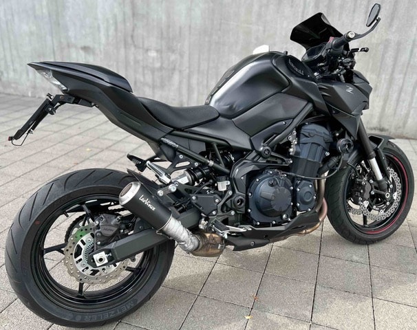 KAWASAKI Z 900-showroom-element-2