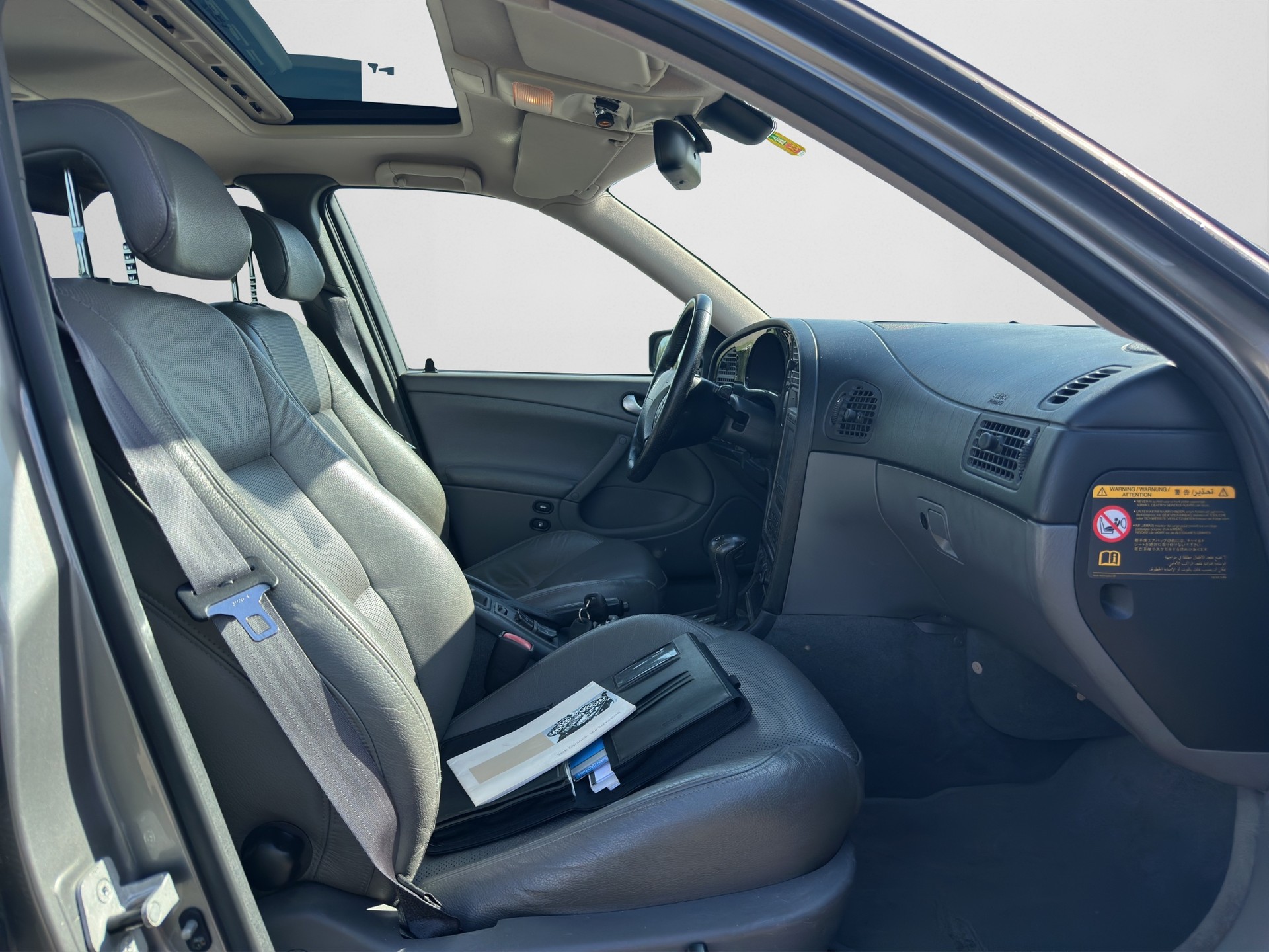 SAAB 9-5 2.3T Aero-image-13