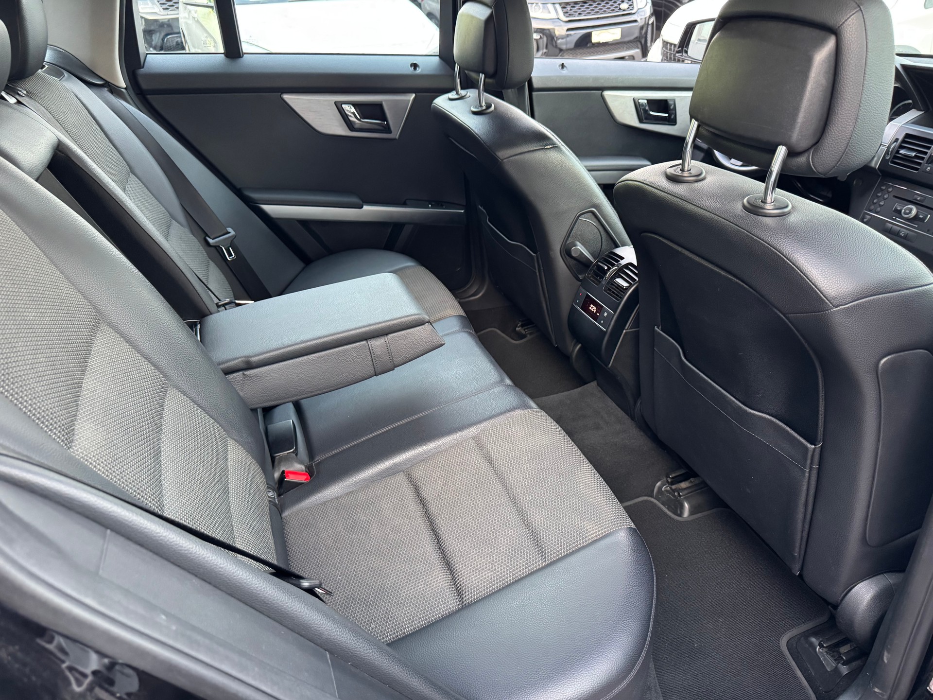 MERCEDES-BENZ GLK 250 CDI BlueEfficiency 4Matic 7G-Tronic-image-15