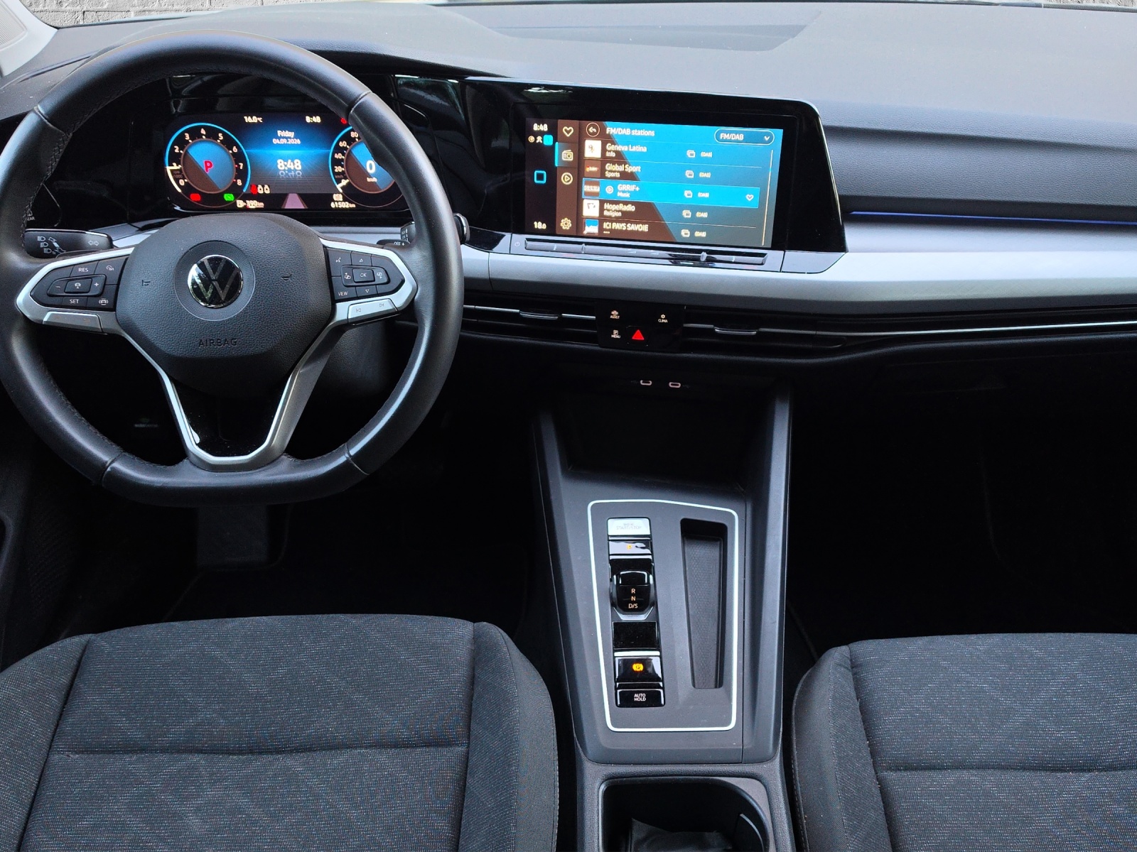 VW Golf 1.0 eTSI mHEV ACTLife DSG-image-10