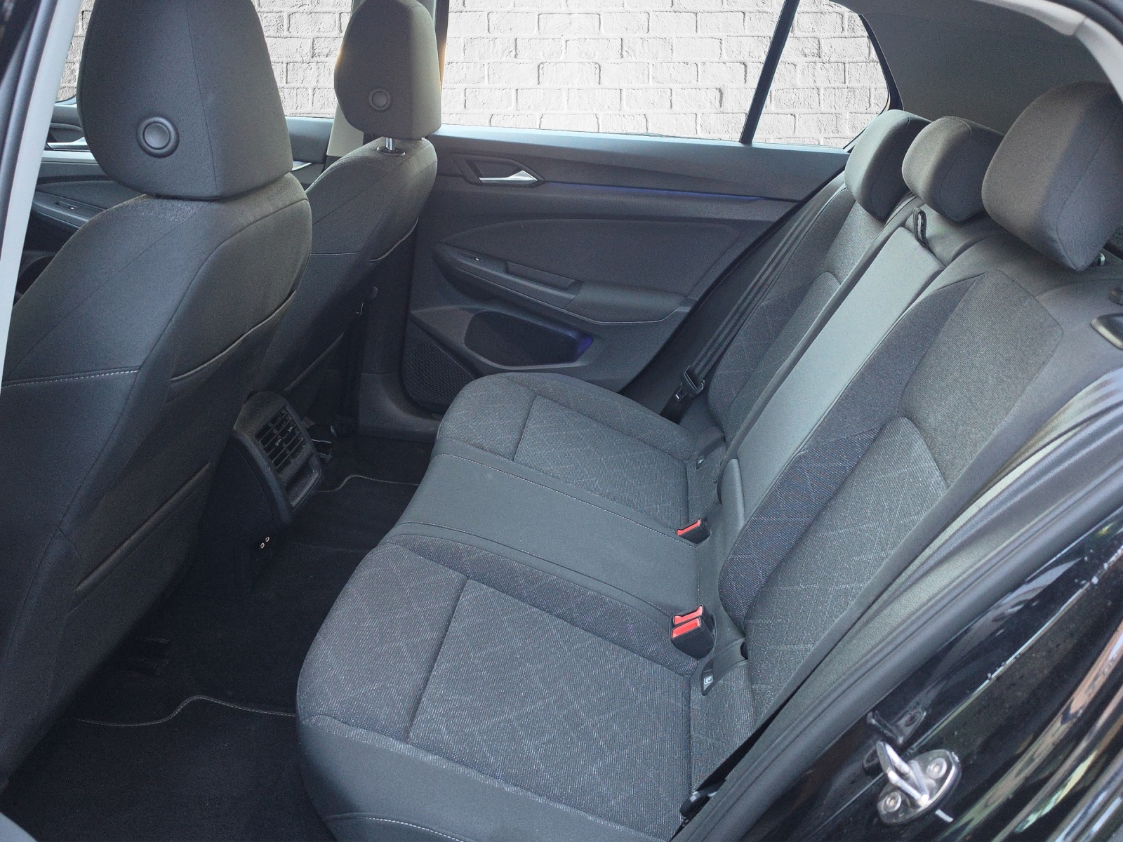 VW Golf 1.0 eTSI mHEV ACTLife DSG-image-17
