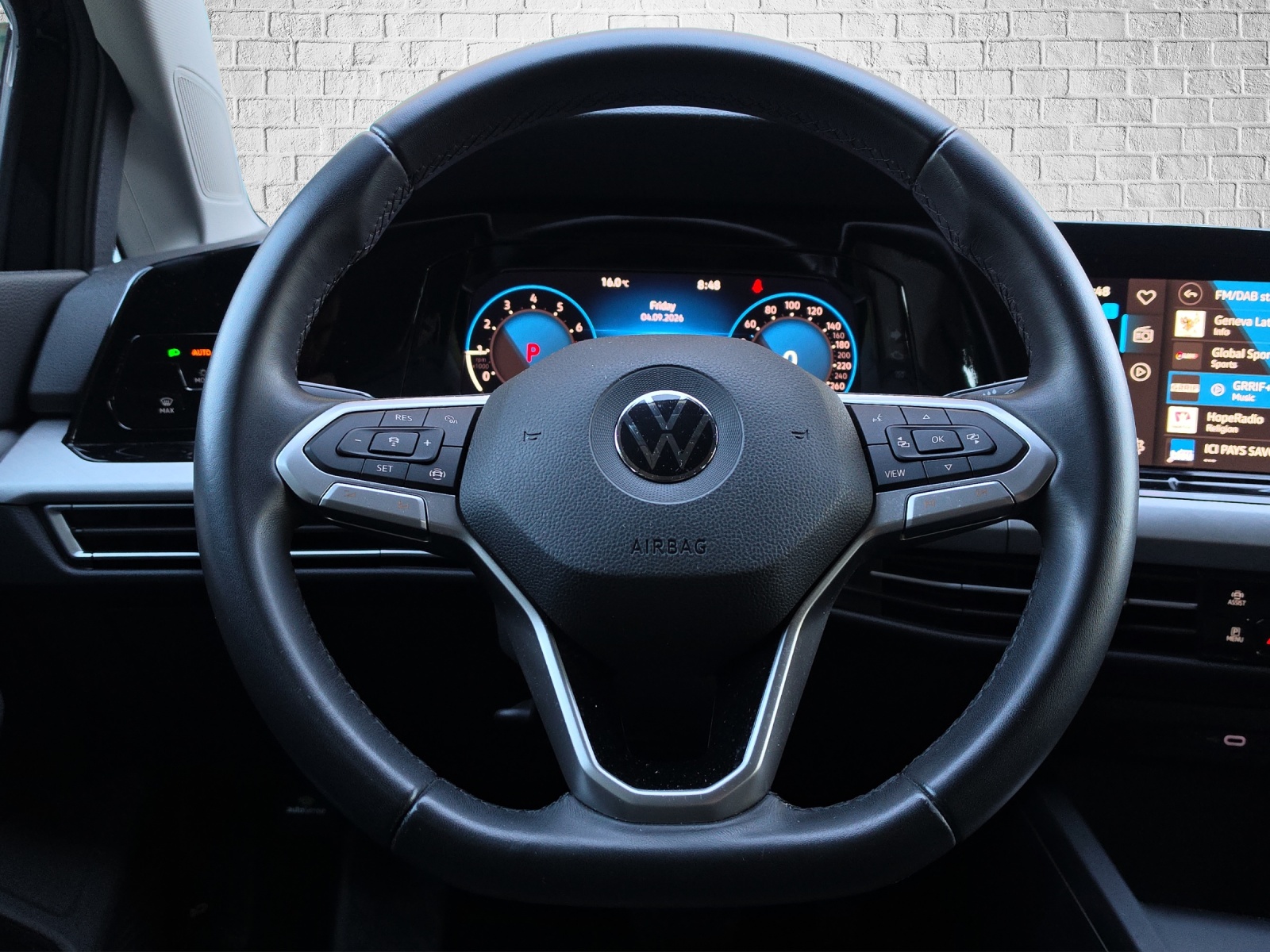 VW Golf 1.0 eTSI mHEV ACTLife DSG-image-13
