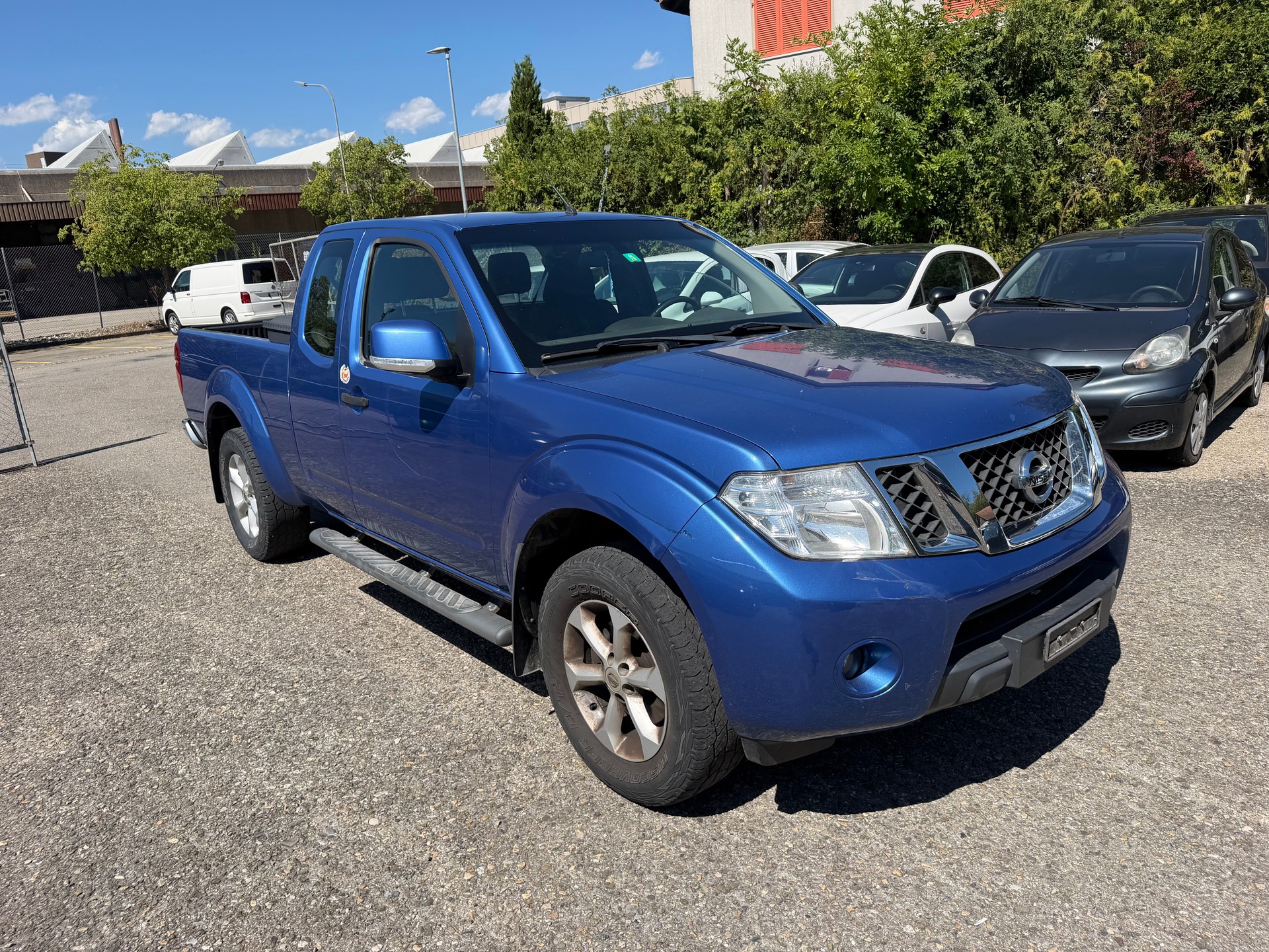 NISSAN Navara King Cab SE 2.5 dCi 4WD