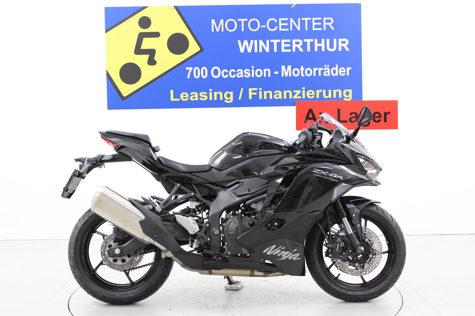 KAWASAKI Ninja ZX-4R-image-0