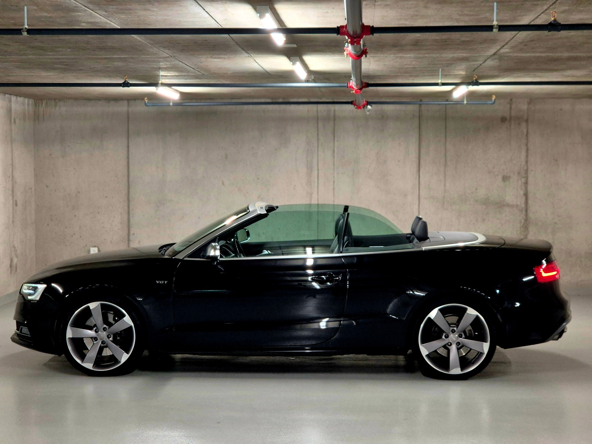 AUDI S5 Cabrio 3.0 TFSI quattro S-tronic-showroom-element-3