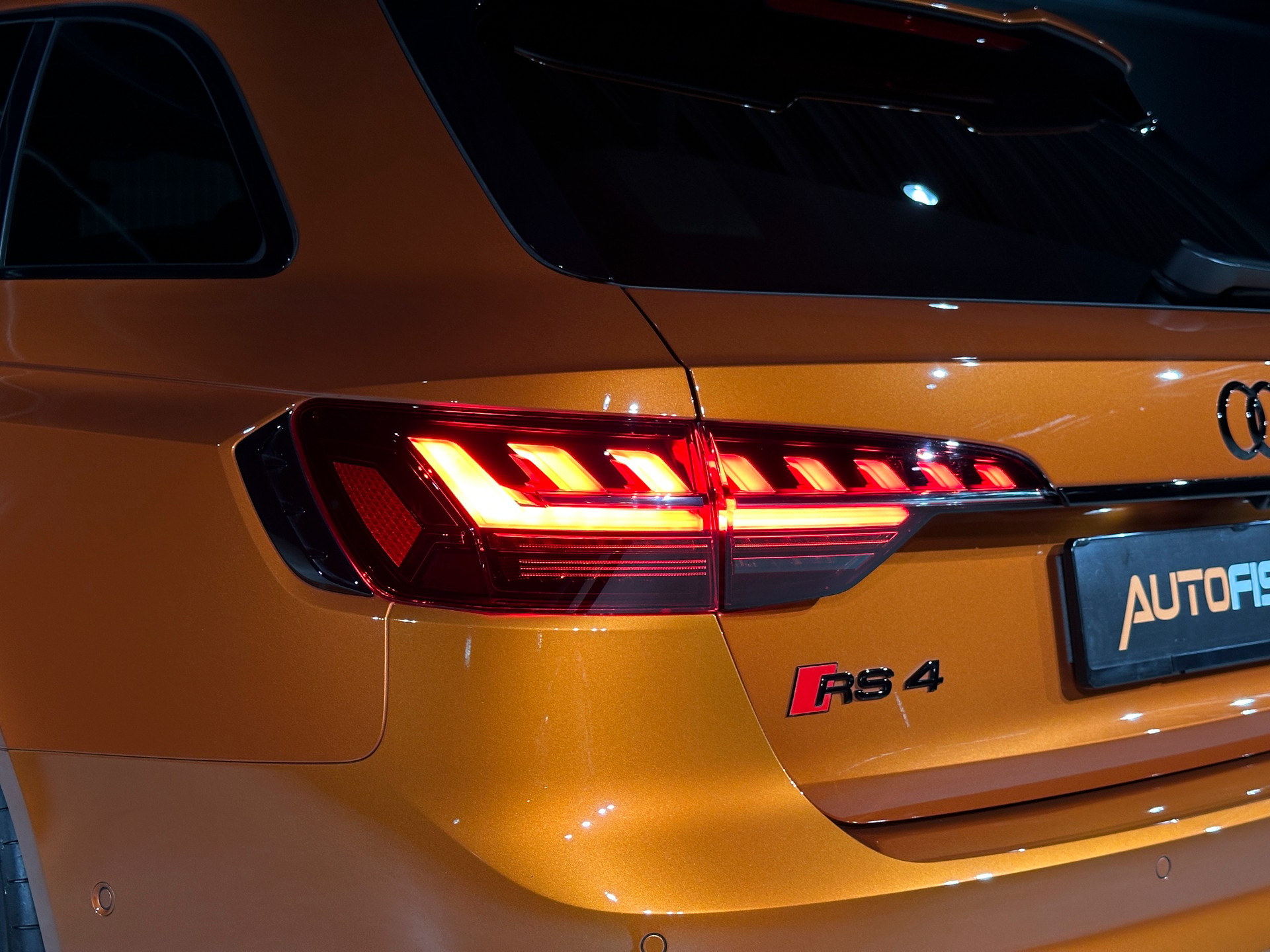 AUDI RS4 Avant quattro tiptronic-image-30