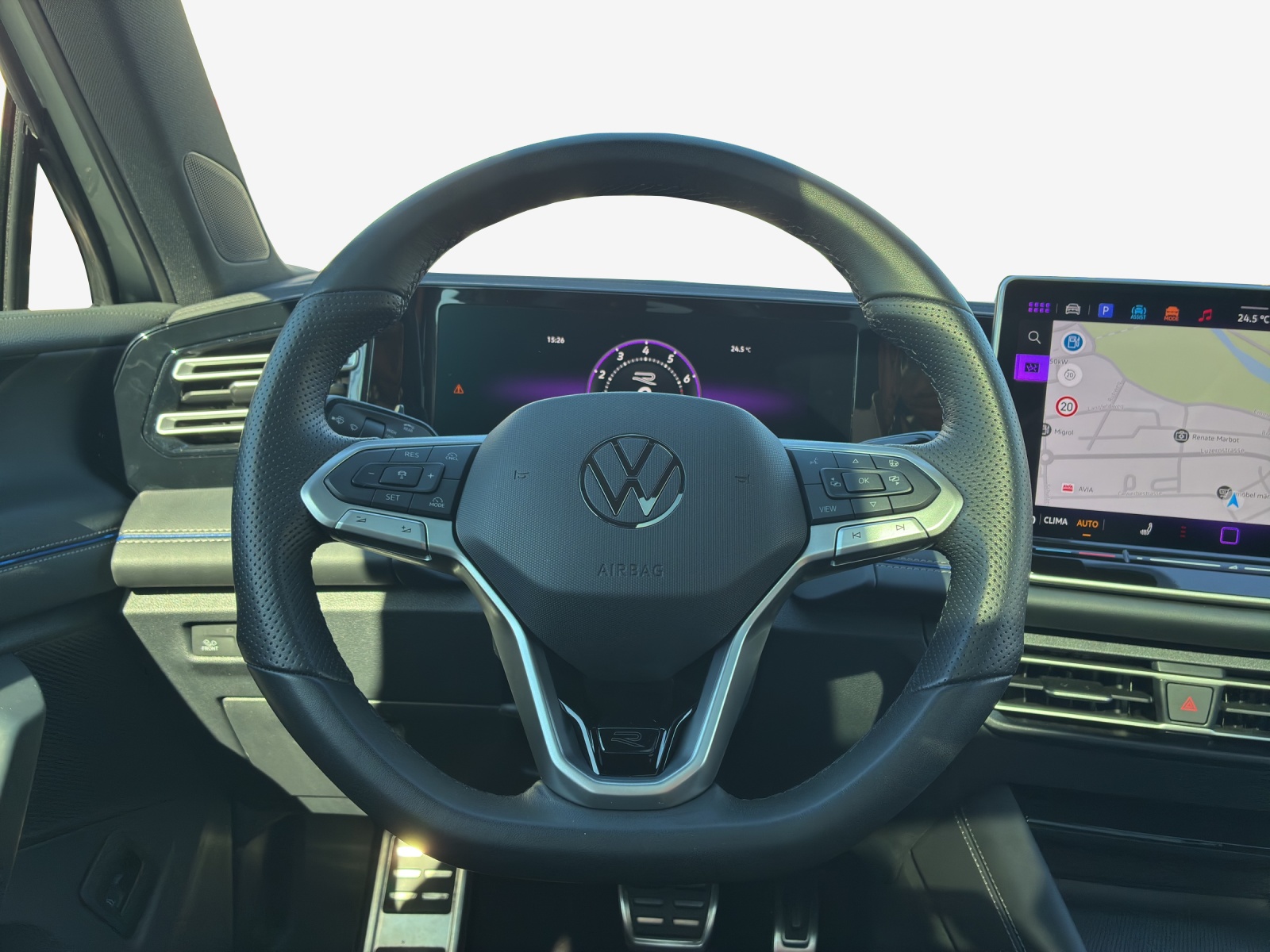 VW Tiguan 2.0 TSI DSG R-Line 4Motion-image-9