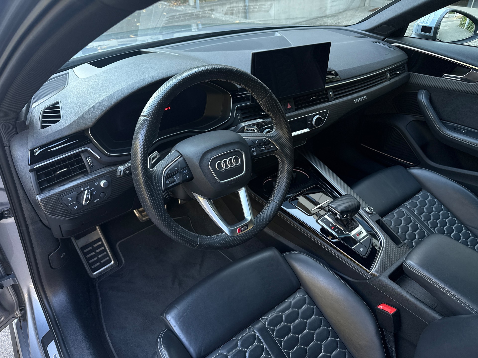 AUDI RS4 Avant quattro tiptronic-showroom-element-3