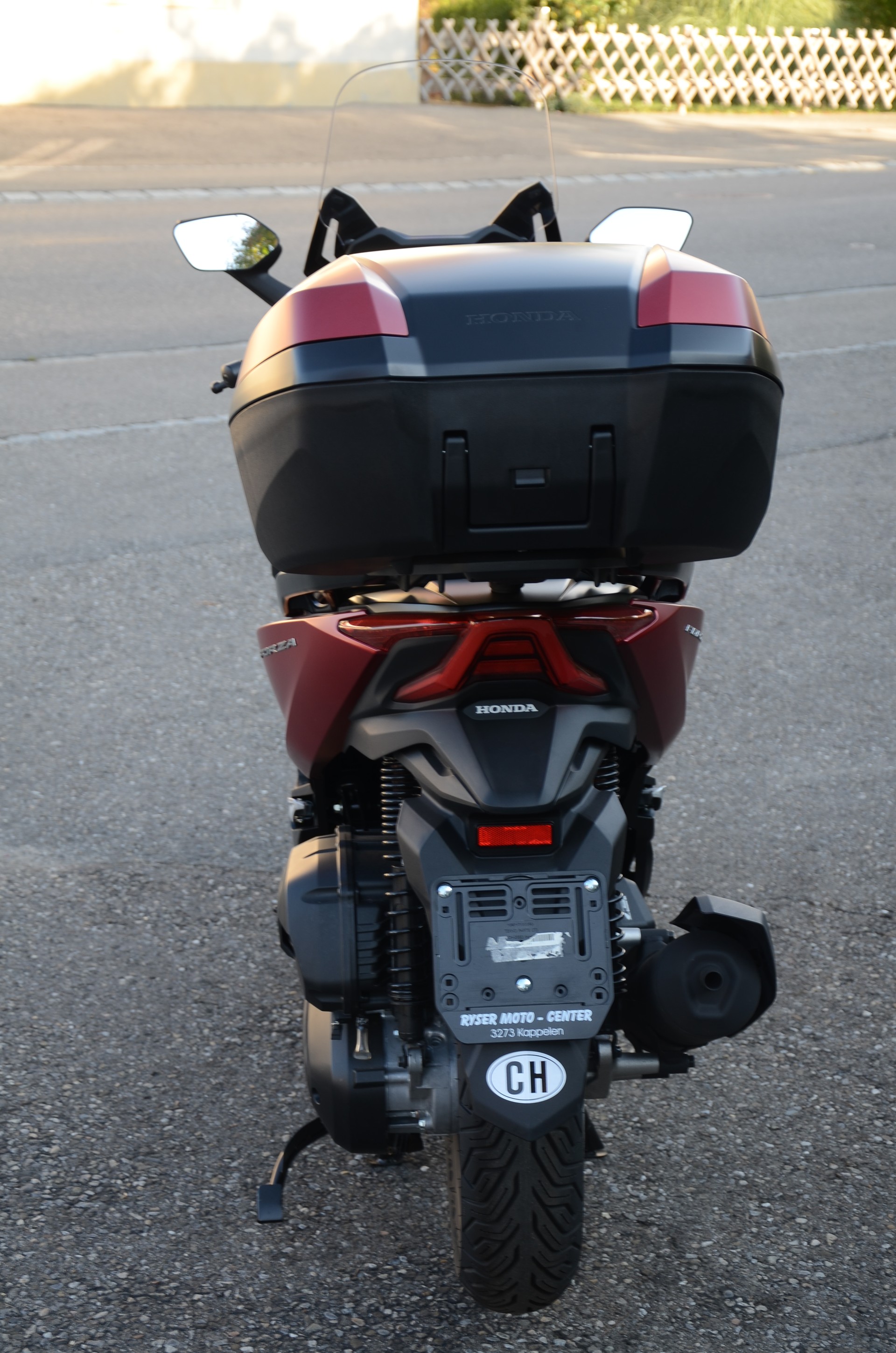 HONDA Nss 125 Forza Smart TopBox-image-3