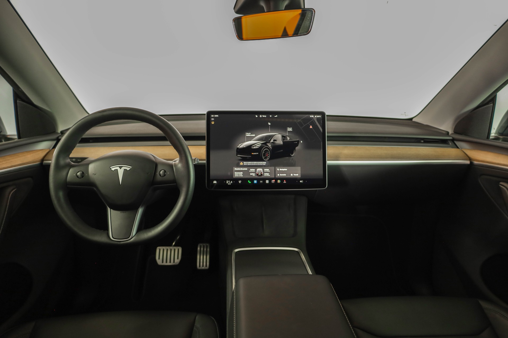 TESLA Model Y Long Range • Jantes 20" Induction • Autopilot • Garantie Tesla 11.2027-image-9