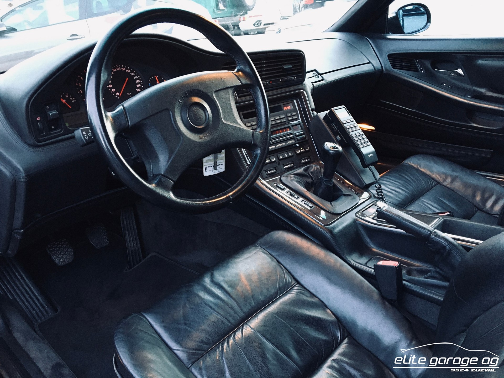 BMW 850CSi-image-9