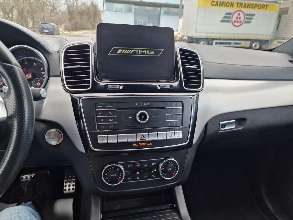 MERCEDES-BENZ GLE Coupé 450 AMG 4Matic 9G-Tronic-image-4