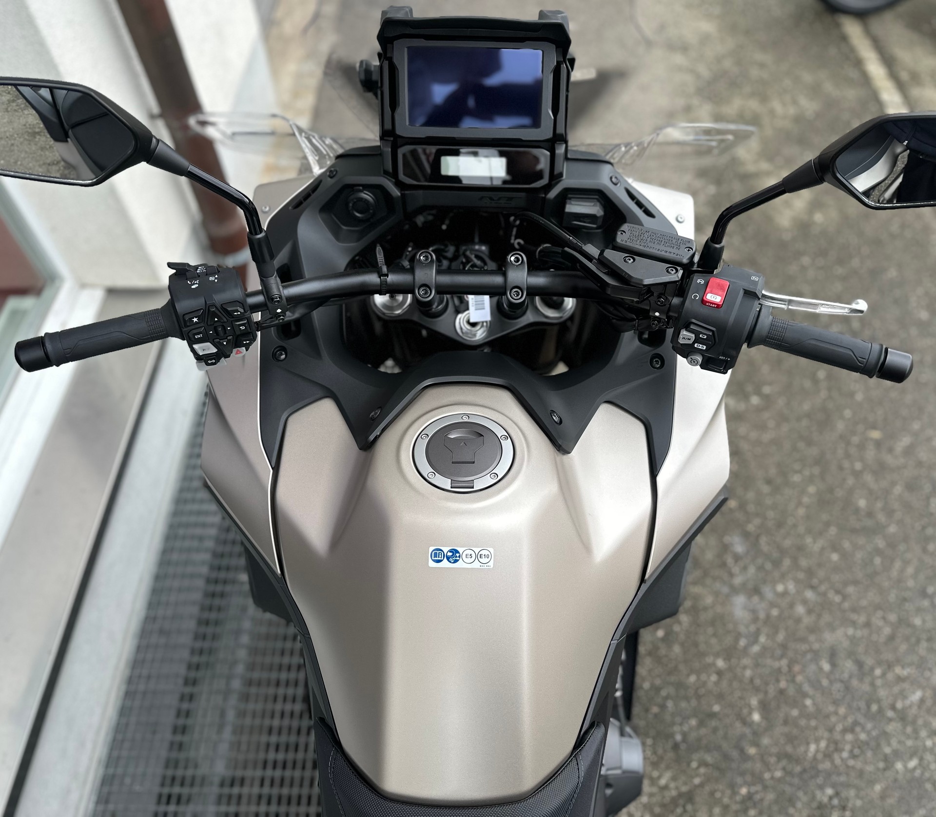 HONDA NT 1100 DCT-image-8