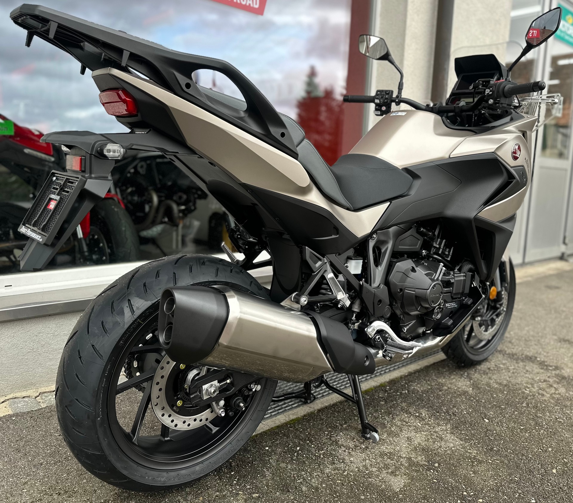HONDA NT 1100 DCT-image-3