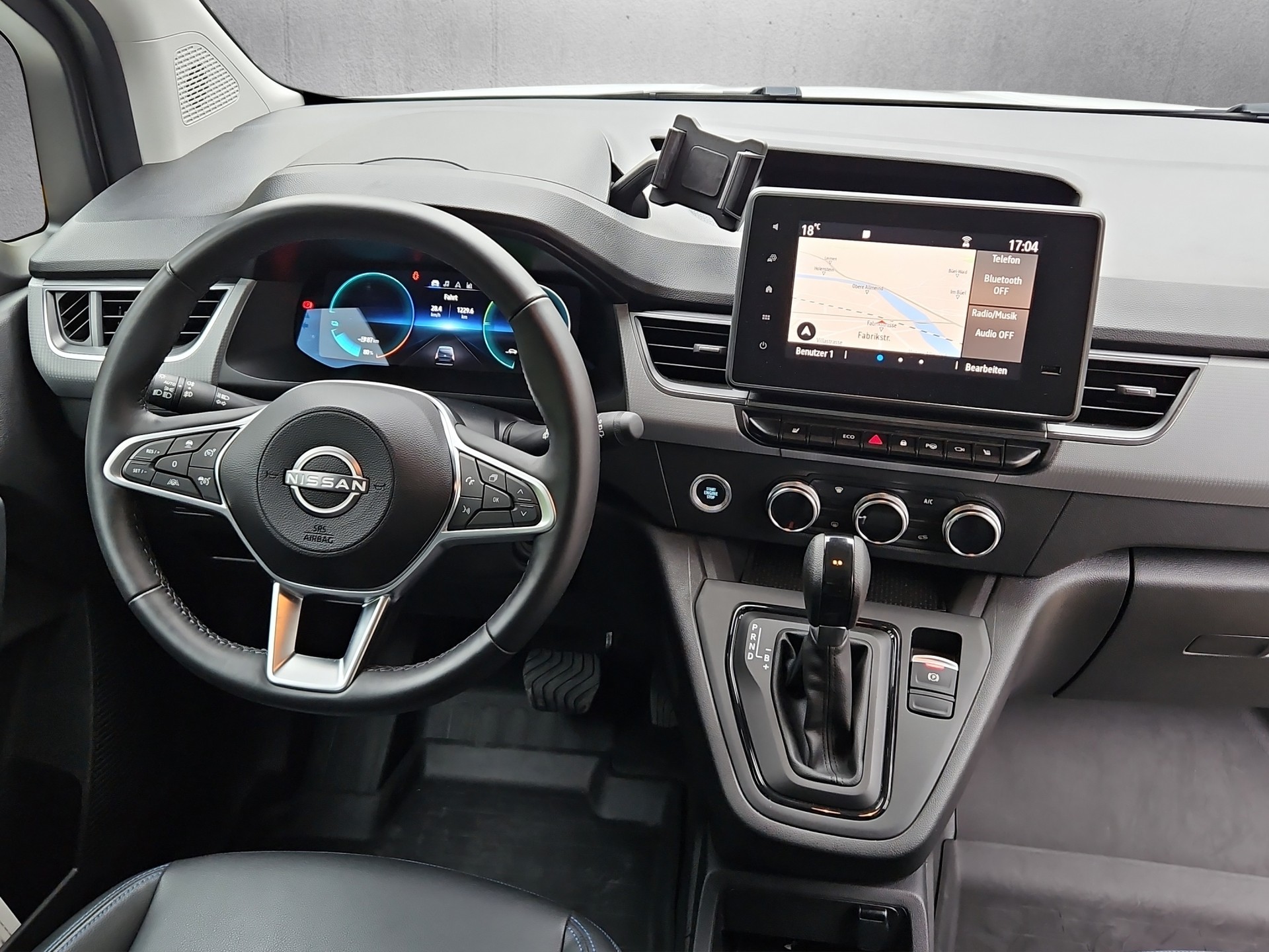 NISSAN Townstar 45kWh Tekna-image-11