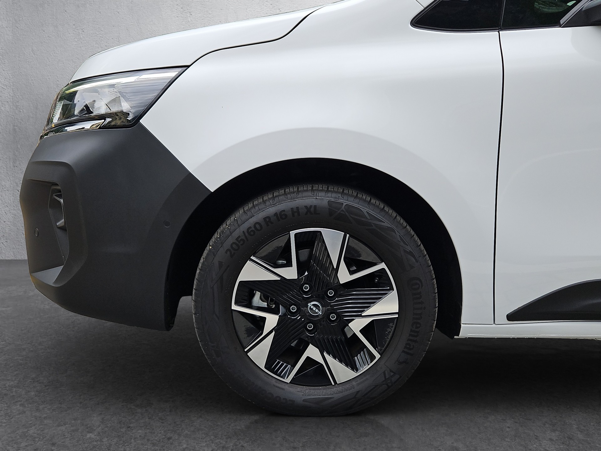 NISSAN Townstar 45kWh Tekna-image-23