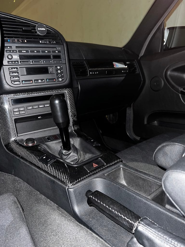 BMW 328i-image-12