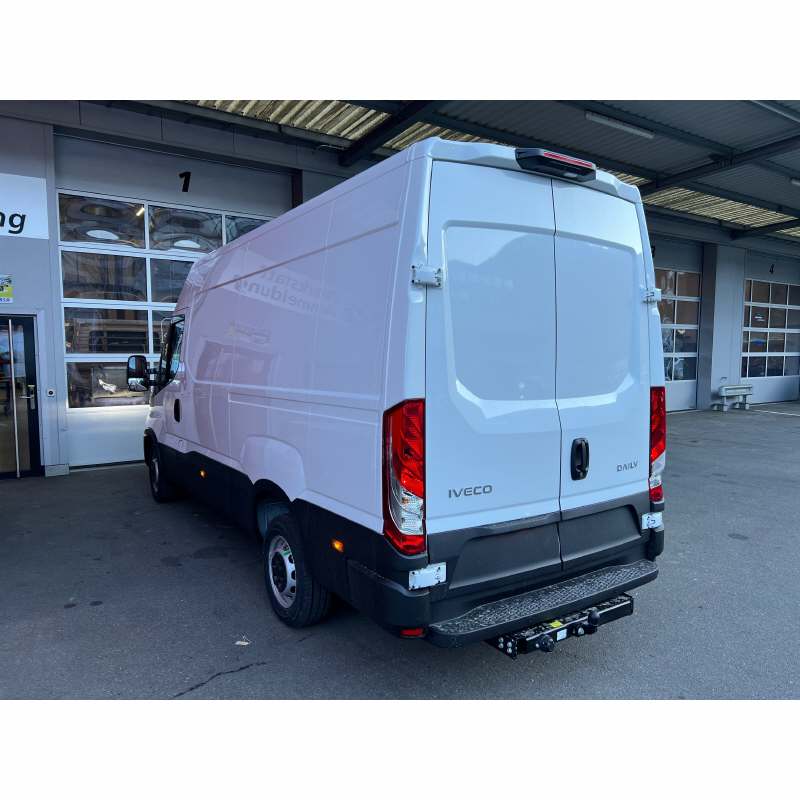 IVECO Daily 35S18HA8V Kaw.3520L H2 3.0 HPI 180-showroom-element-2