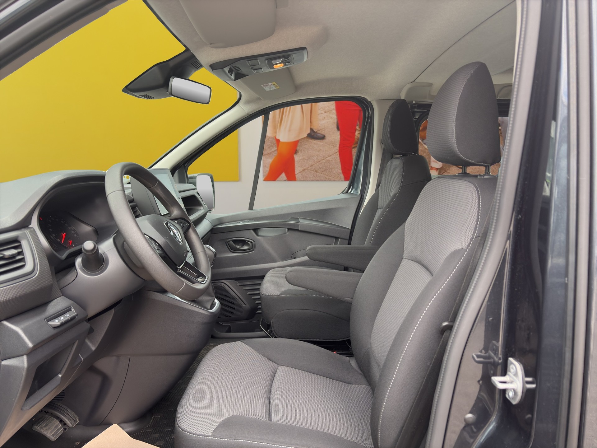 RENAULT Trafic Blue dCi 150 Grand Passenger Evolution EDC-image-9