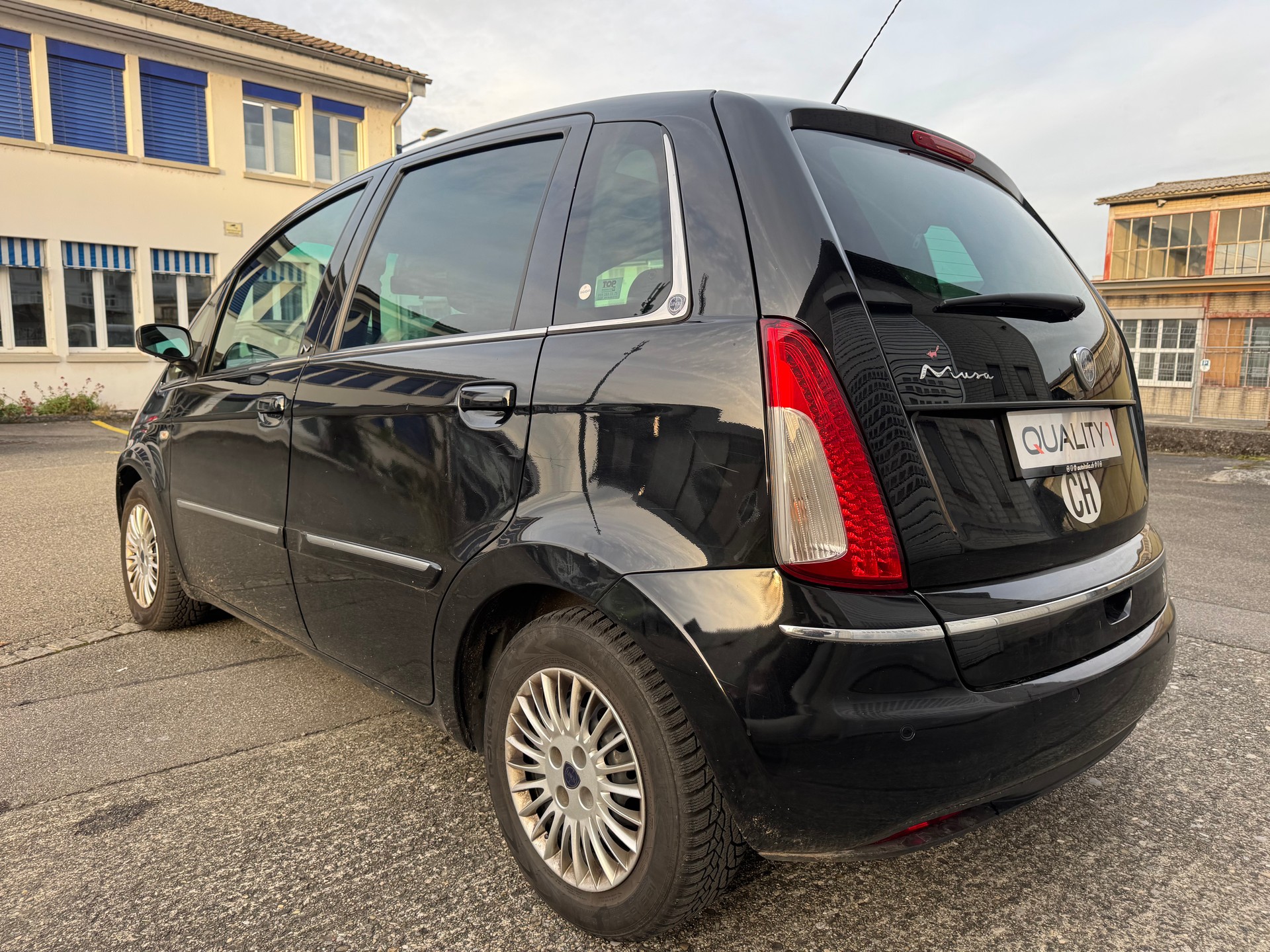 LANCIA Musa 1.4 16V Platino Plus DFN-image-5