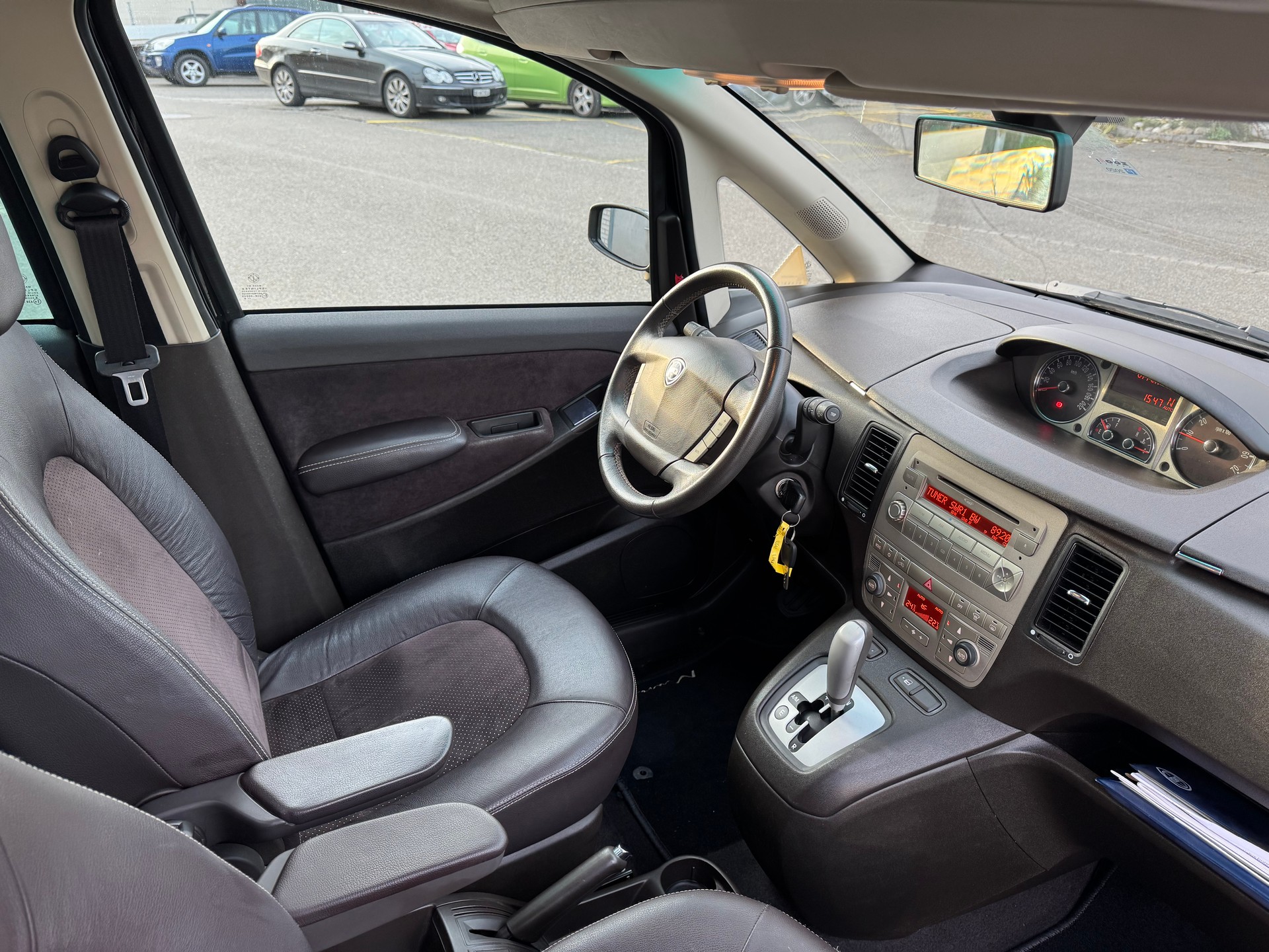 LANCIA Musa 1.4 16V Platino Plus DFN-image-8