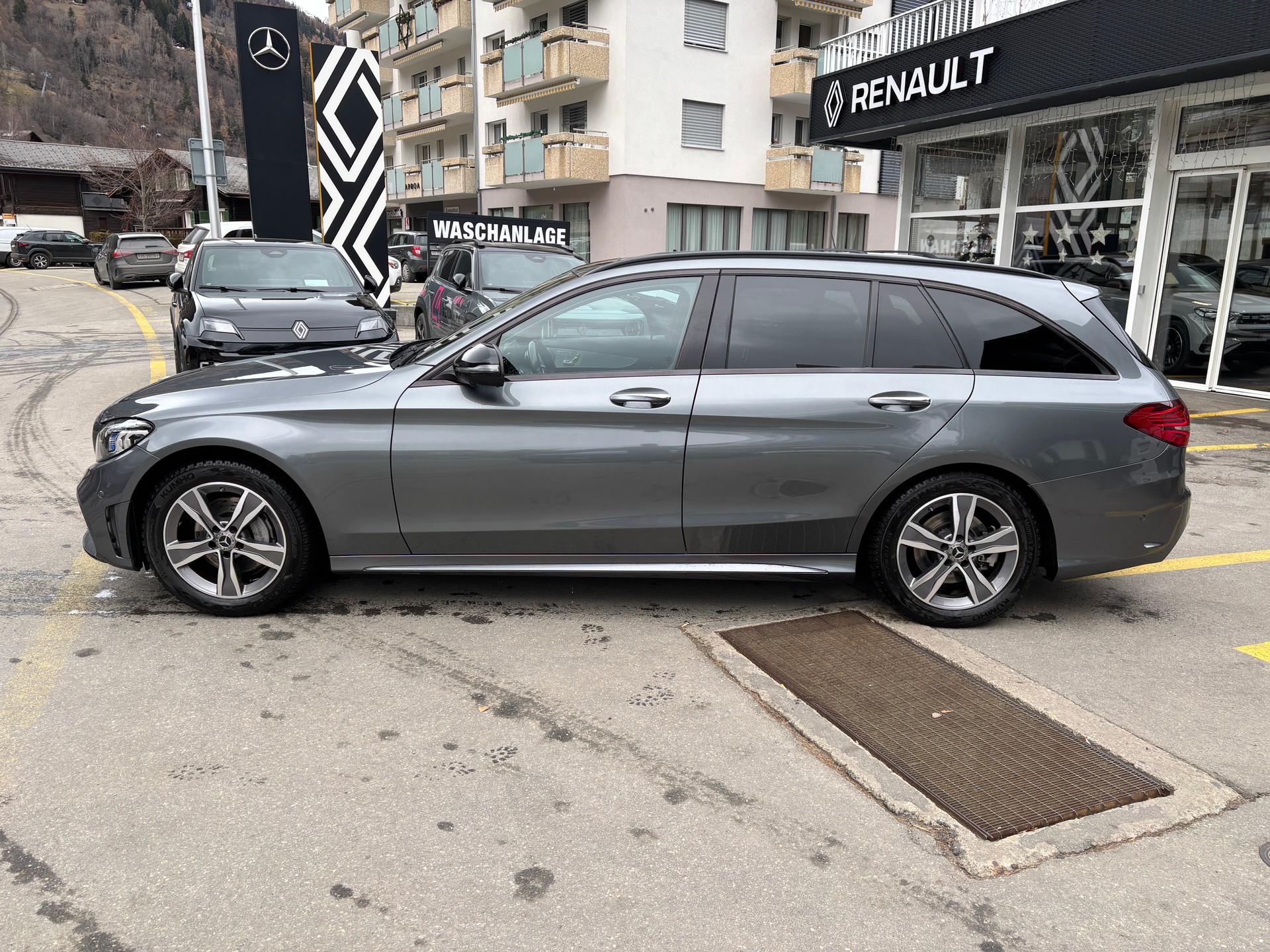 MERCEDES-BENZ C 200 Swiss Star AMG L.4M-image-4