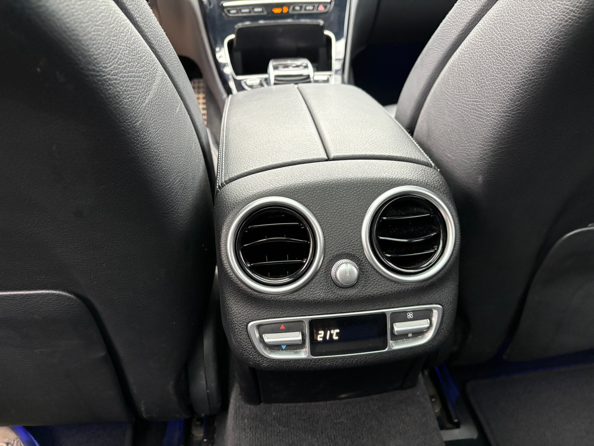 MERCEDES-BENZ C 200 Swiss Star AMG L.4M-image-11